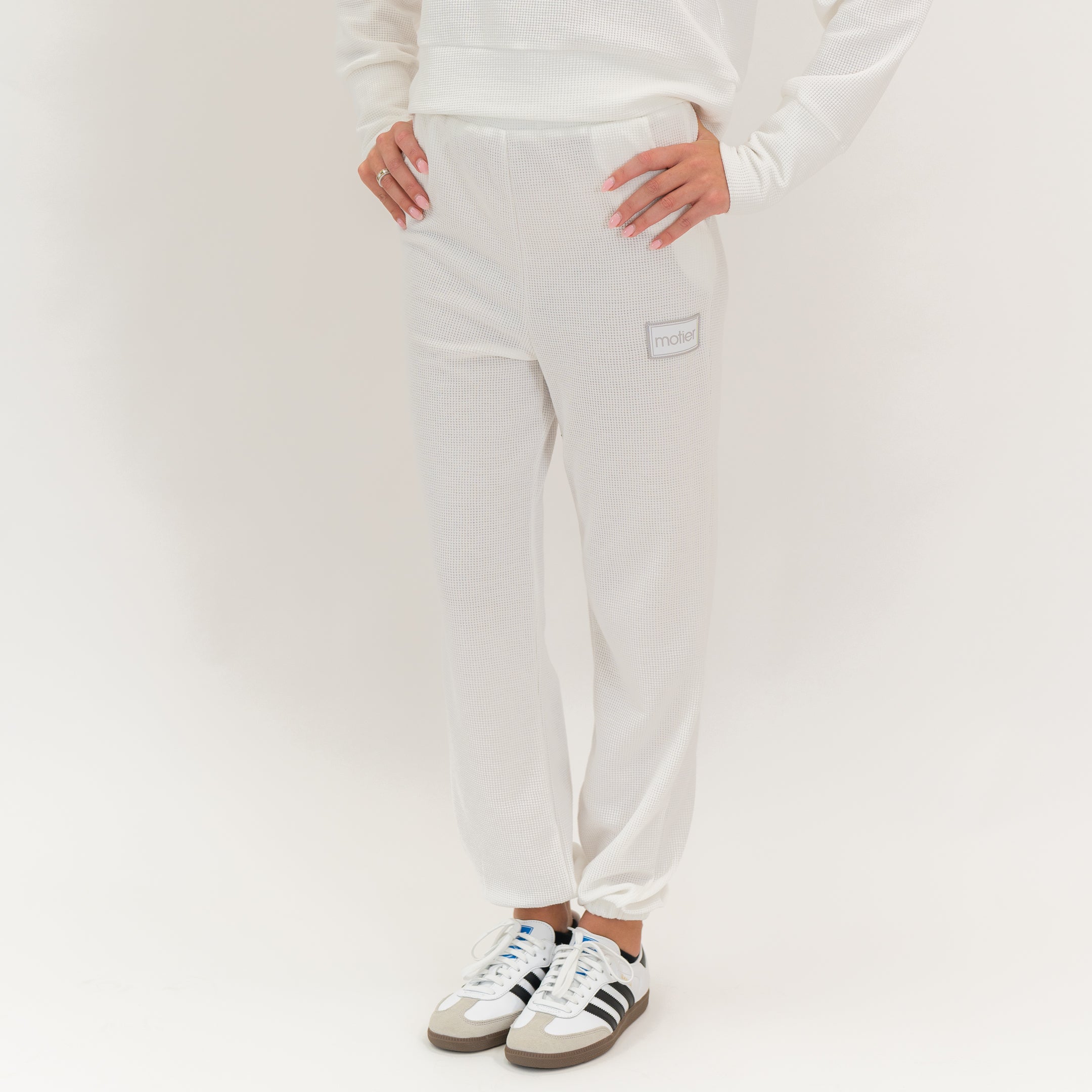 Women's Micro Waffle Mock Set (White) - Motier Lafayette 