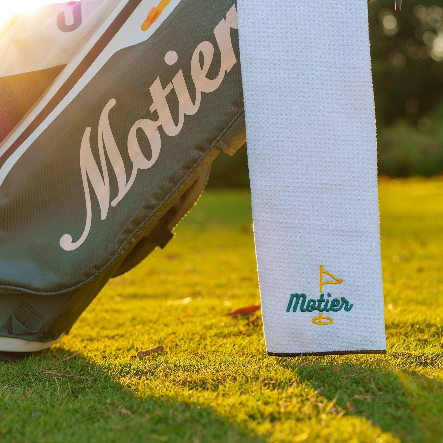 The Pin MicroFiber Golf Towel (White) - Motier Lafayette 