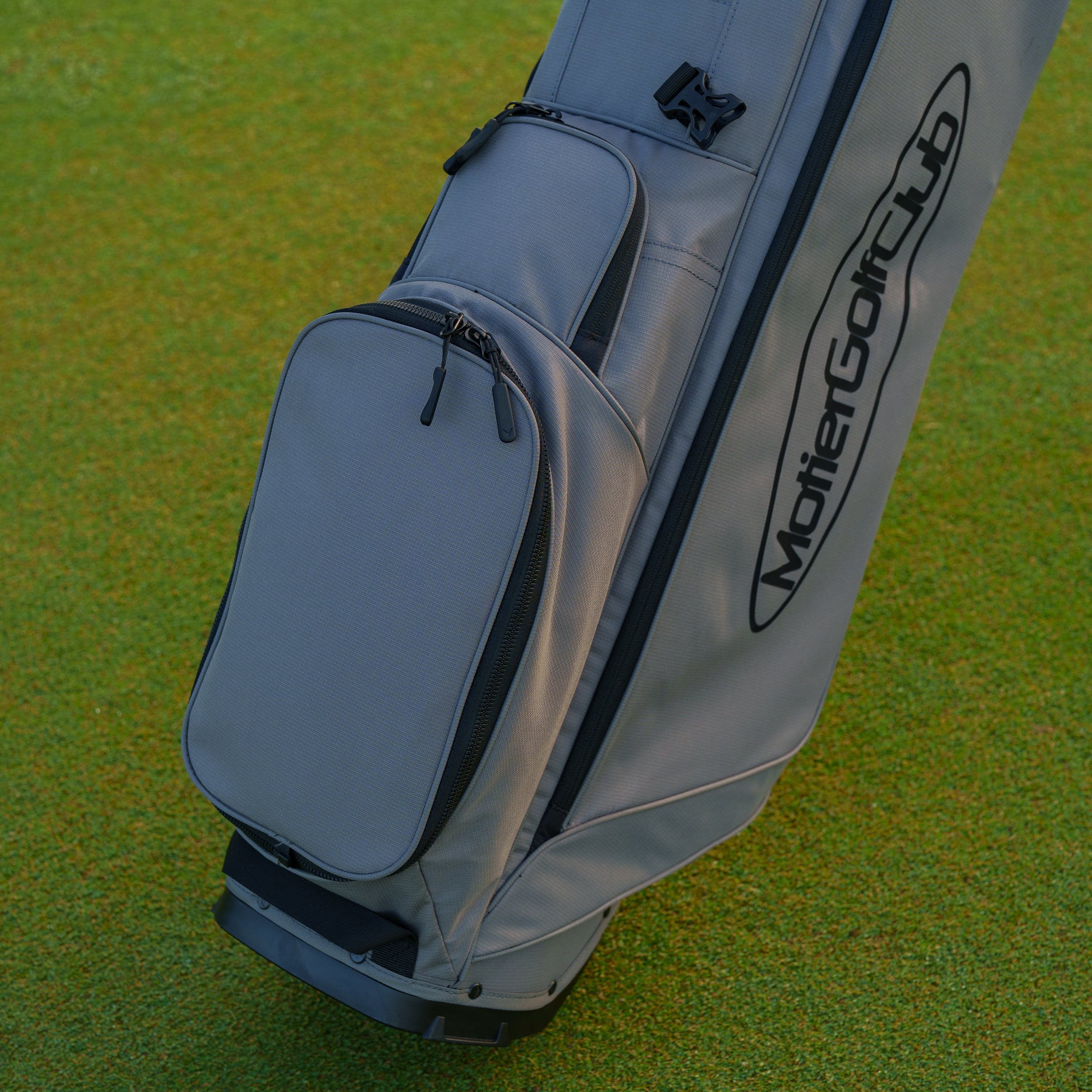 The Motier Fairway C Callaway Tour Golf Bag (Iron Grey)
