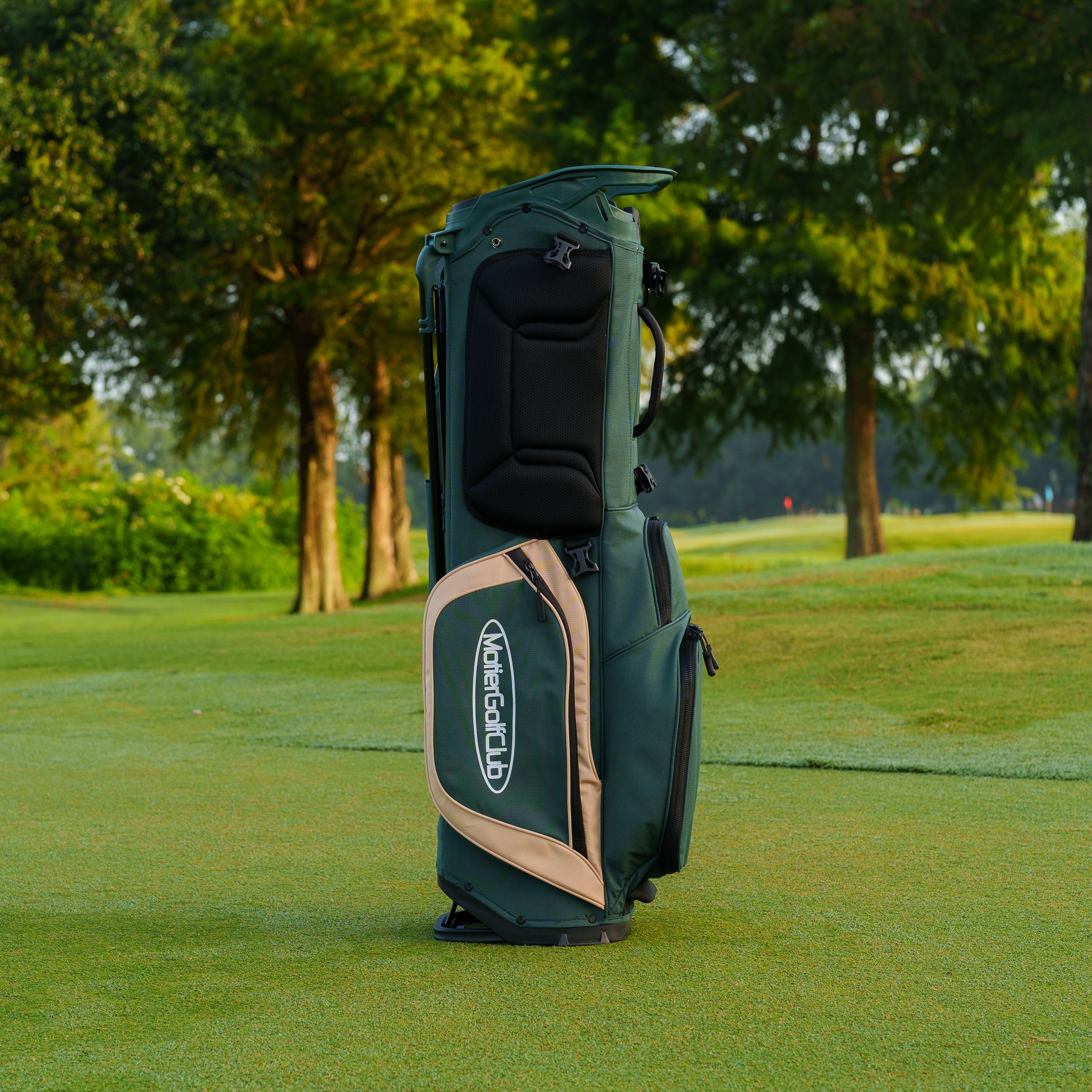 The Motier Fairway C Callaway Tour Golf Bag (Pine/Tan)