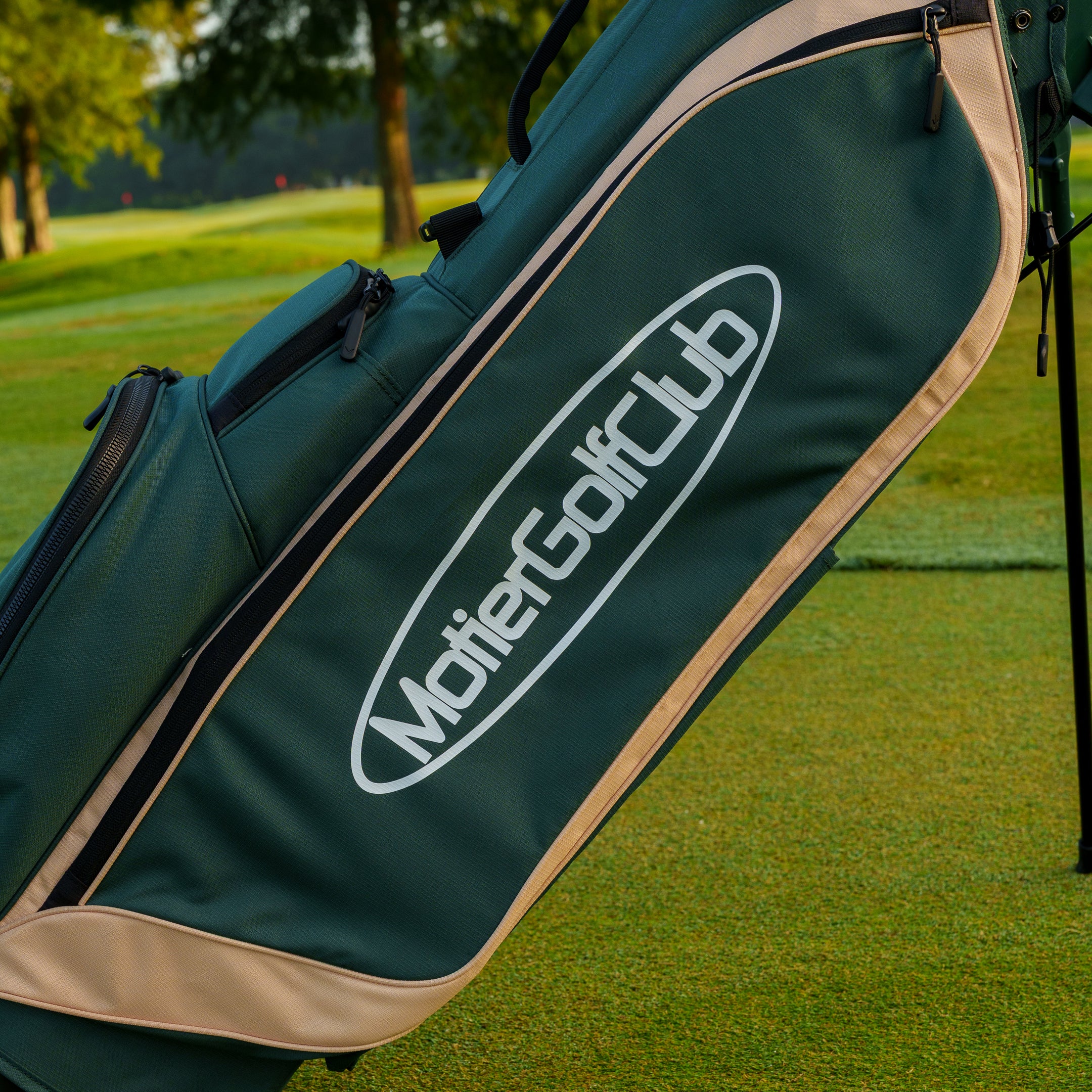 The Motier Fairway C Callaway Tour Golf Bag (Pine/Tan)