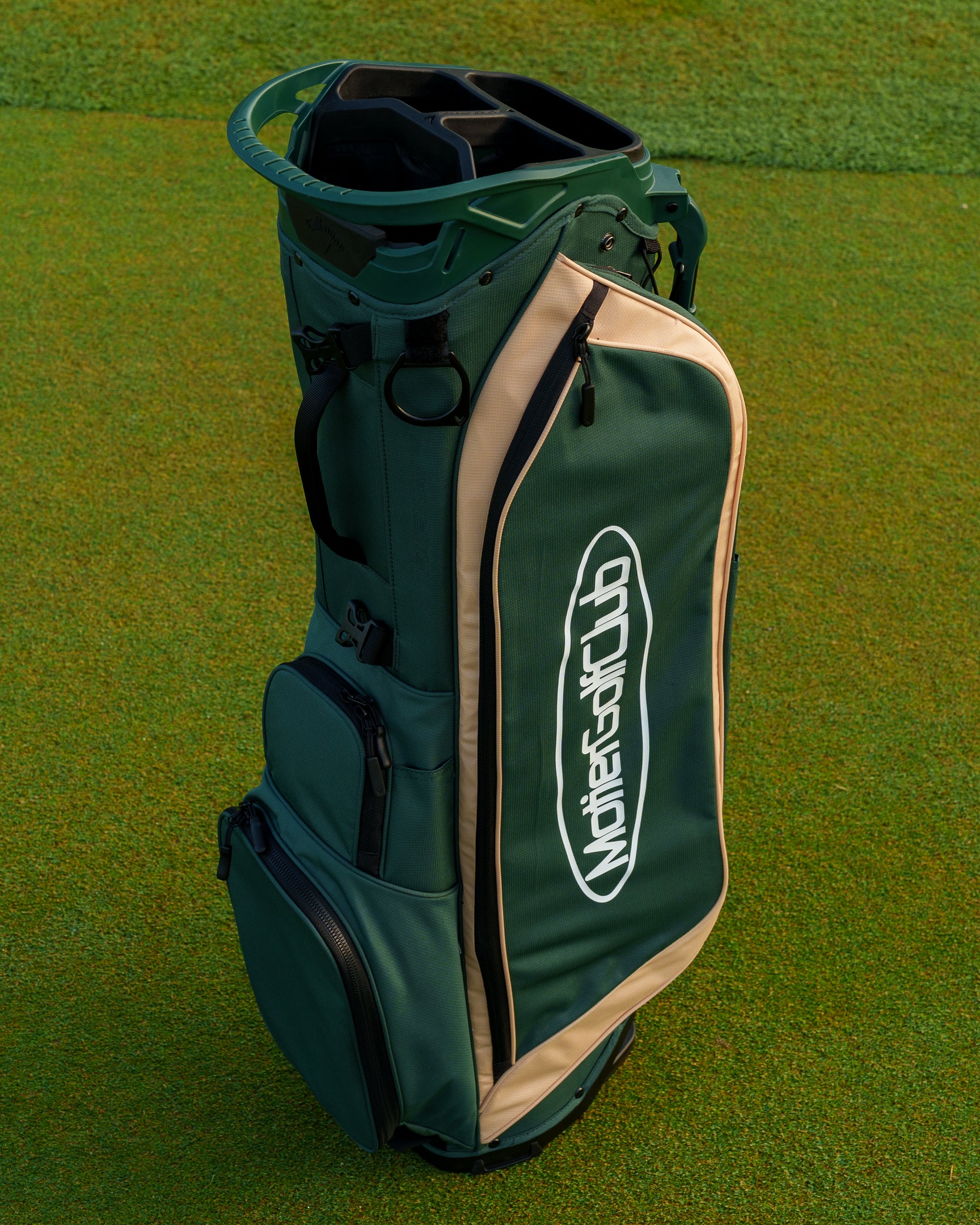 The Motier Fairway C Callaway Tour Golf Bag (Pine/Tan)