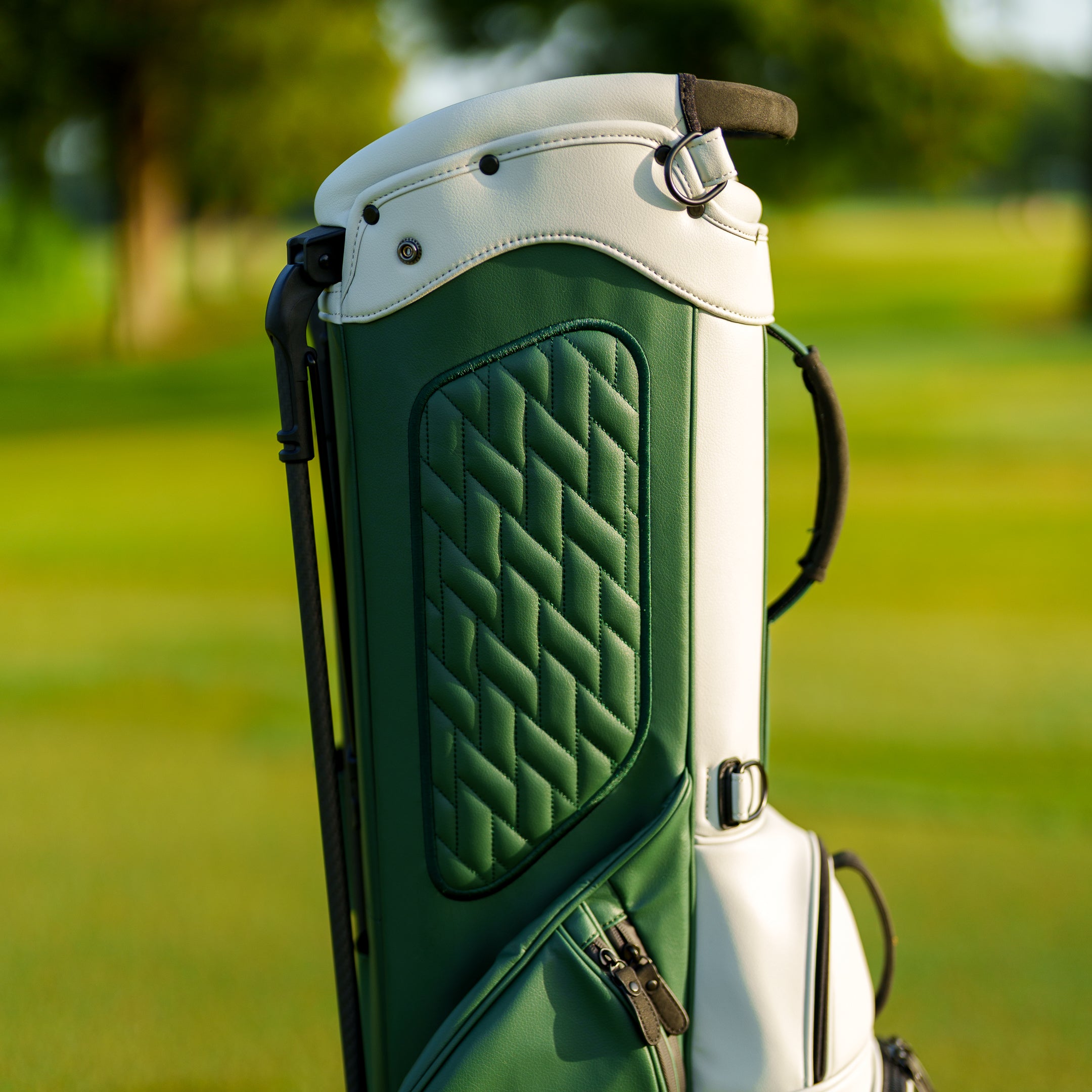 The Motier Summit Callaway Tour Golf Bag (Forest)