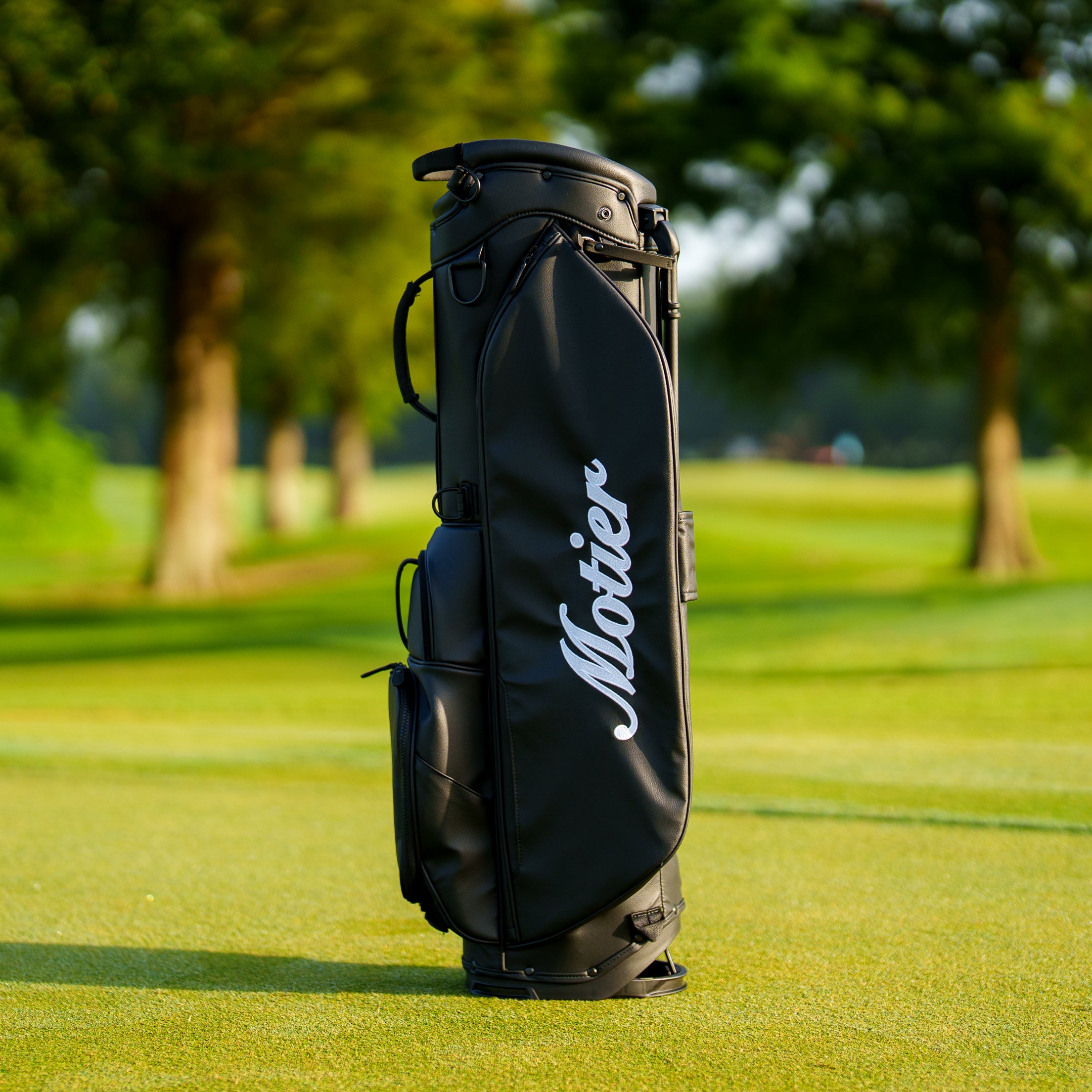 The Motier Summit Callaway Tour Golf Bag (Midnight)