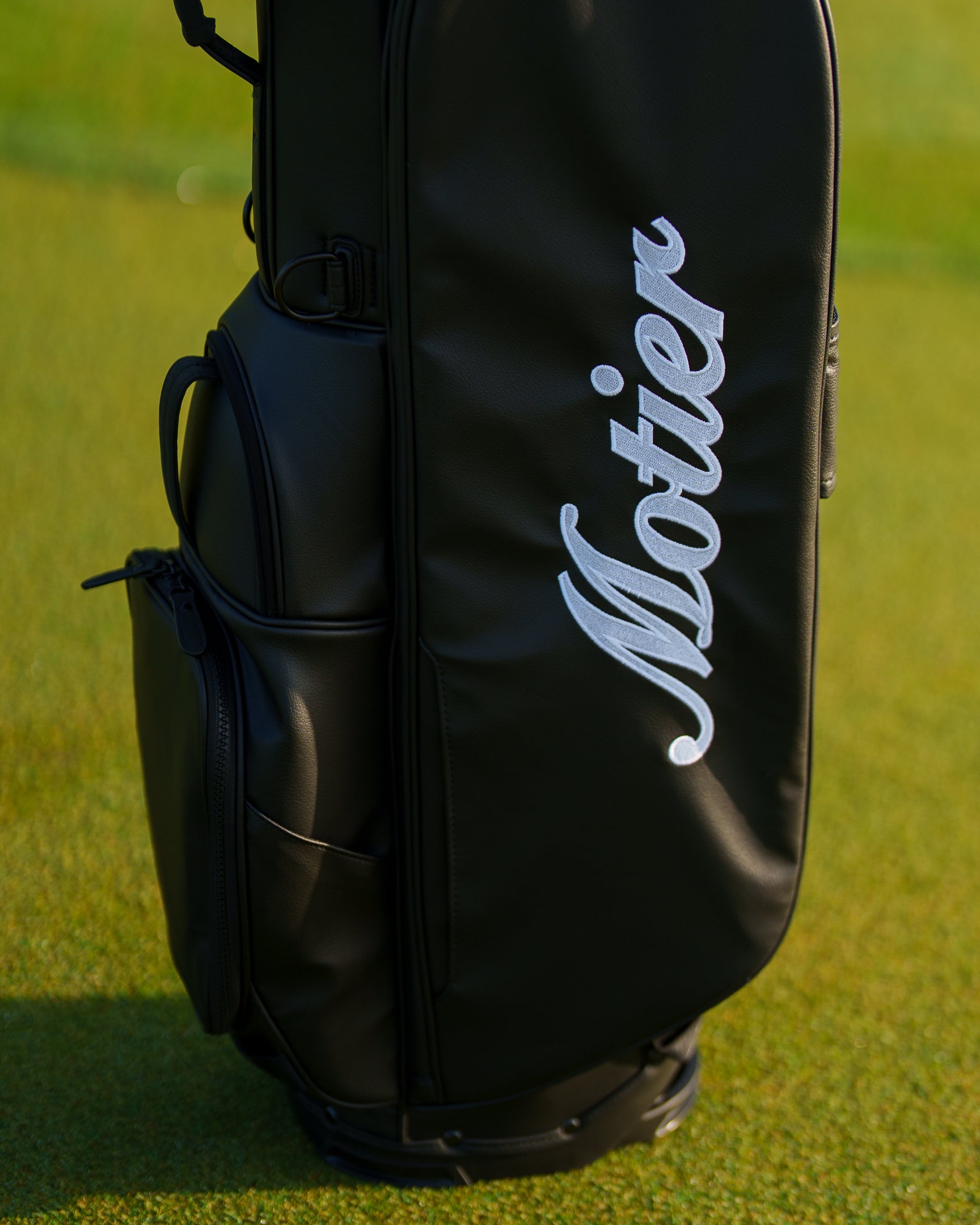 The Motier Summit Callaway Tour Golf Bag (Midnight)