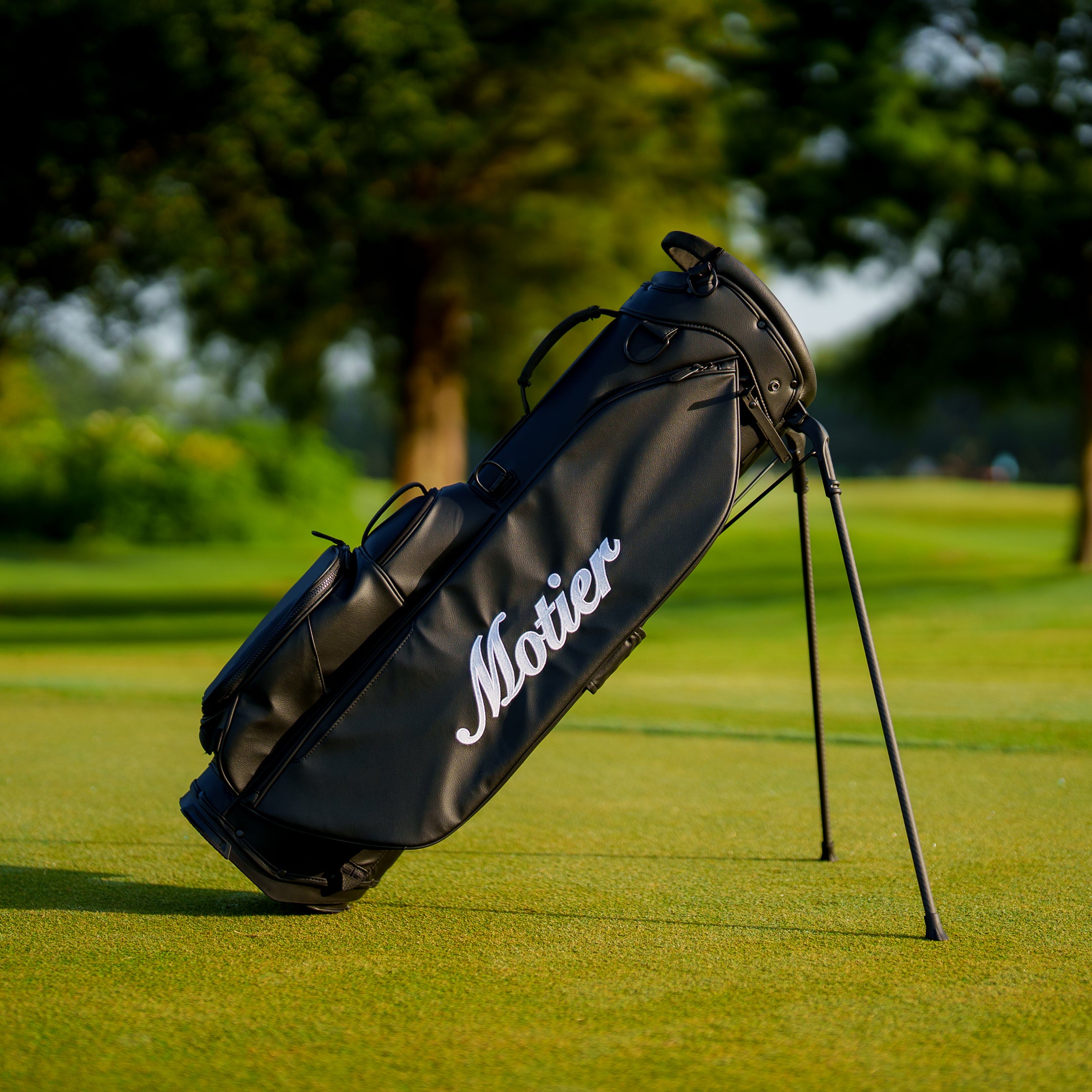 The Motier Summit Callaway Tour Golf Bag (Midnight)