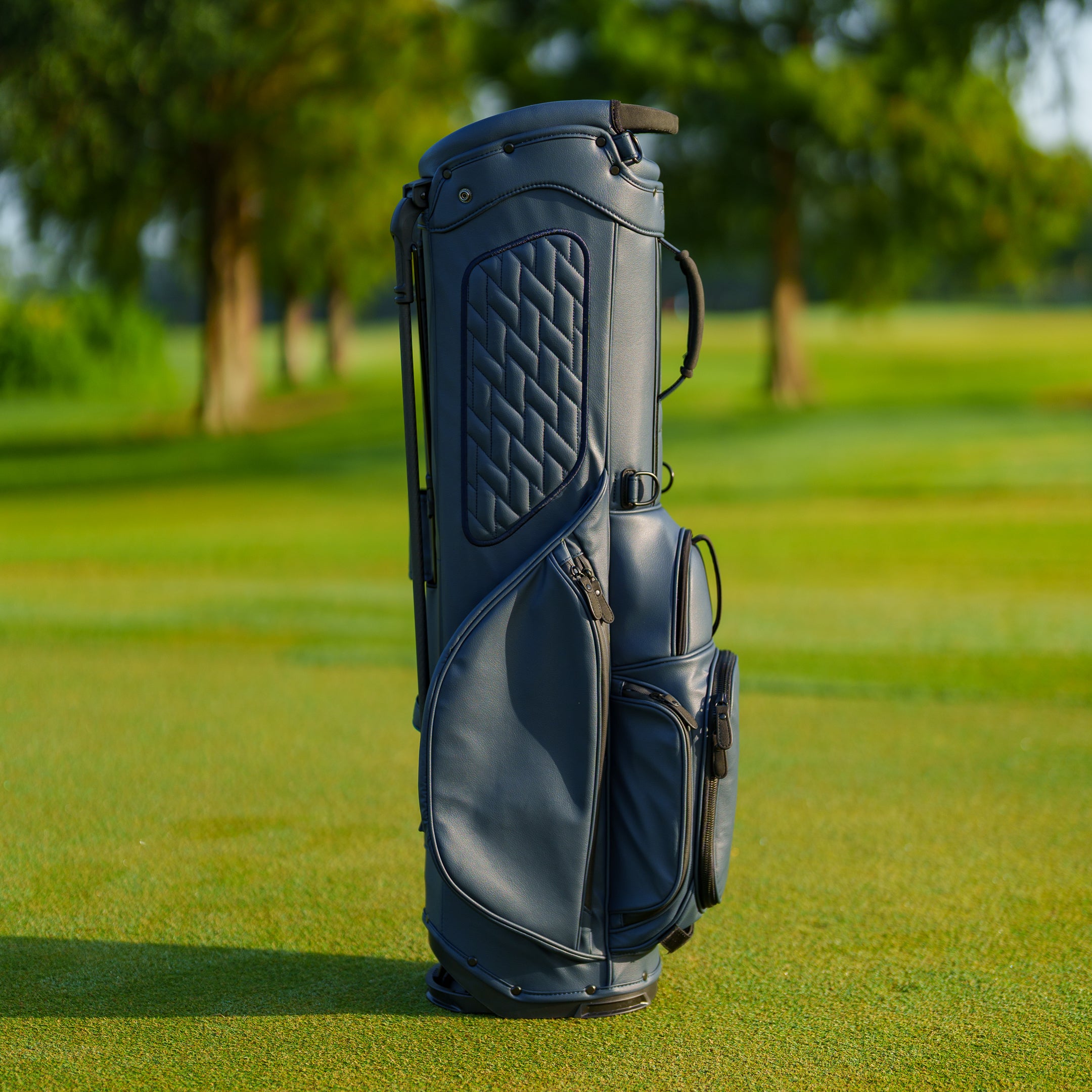 The Motier Summit Callaway Tour Golf Bag (Tahoe)