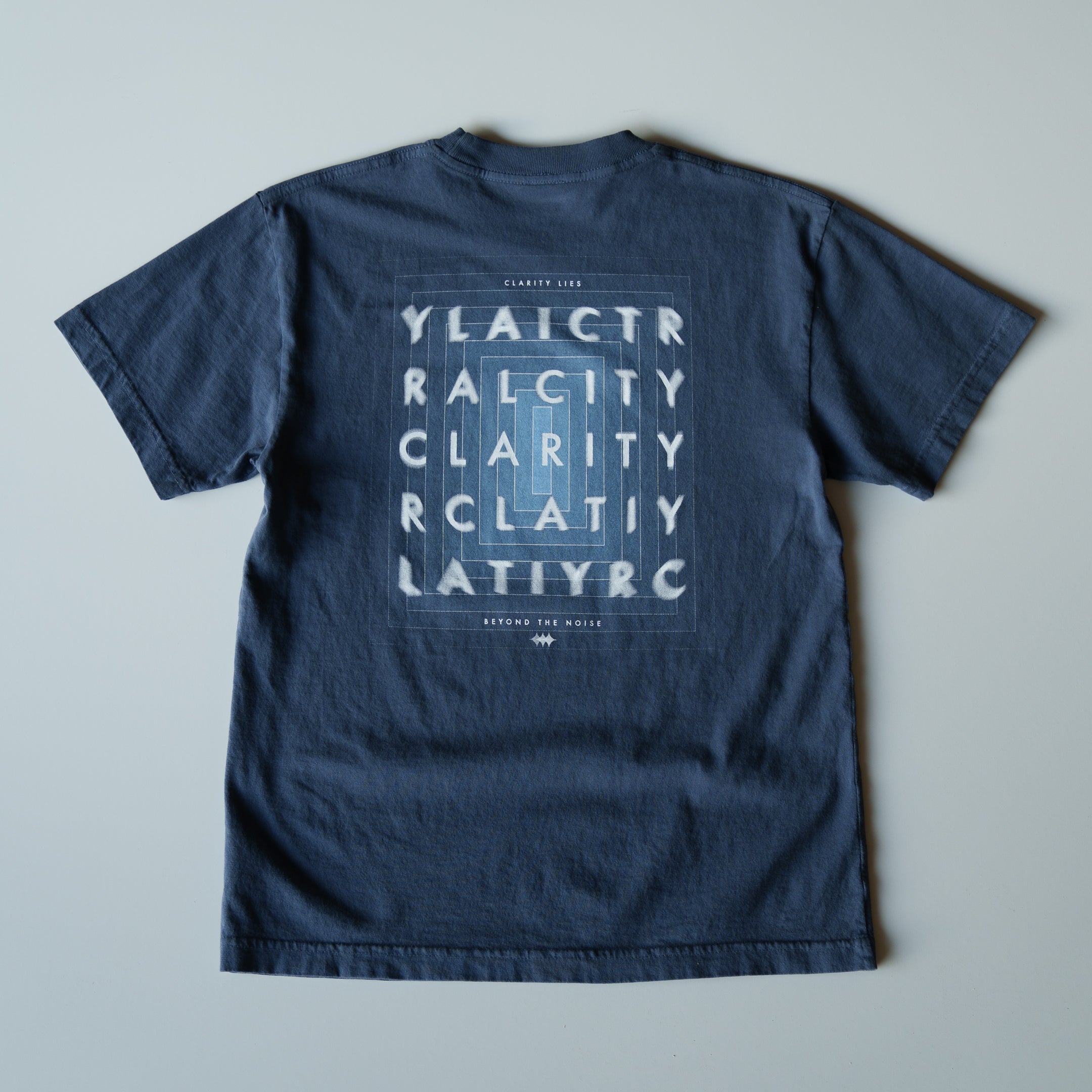 Beyond The Noise Luxe Tee (Vintage Navy) - Motier Lafayette 