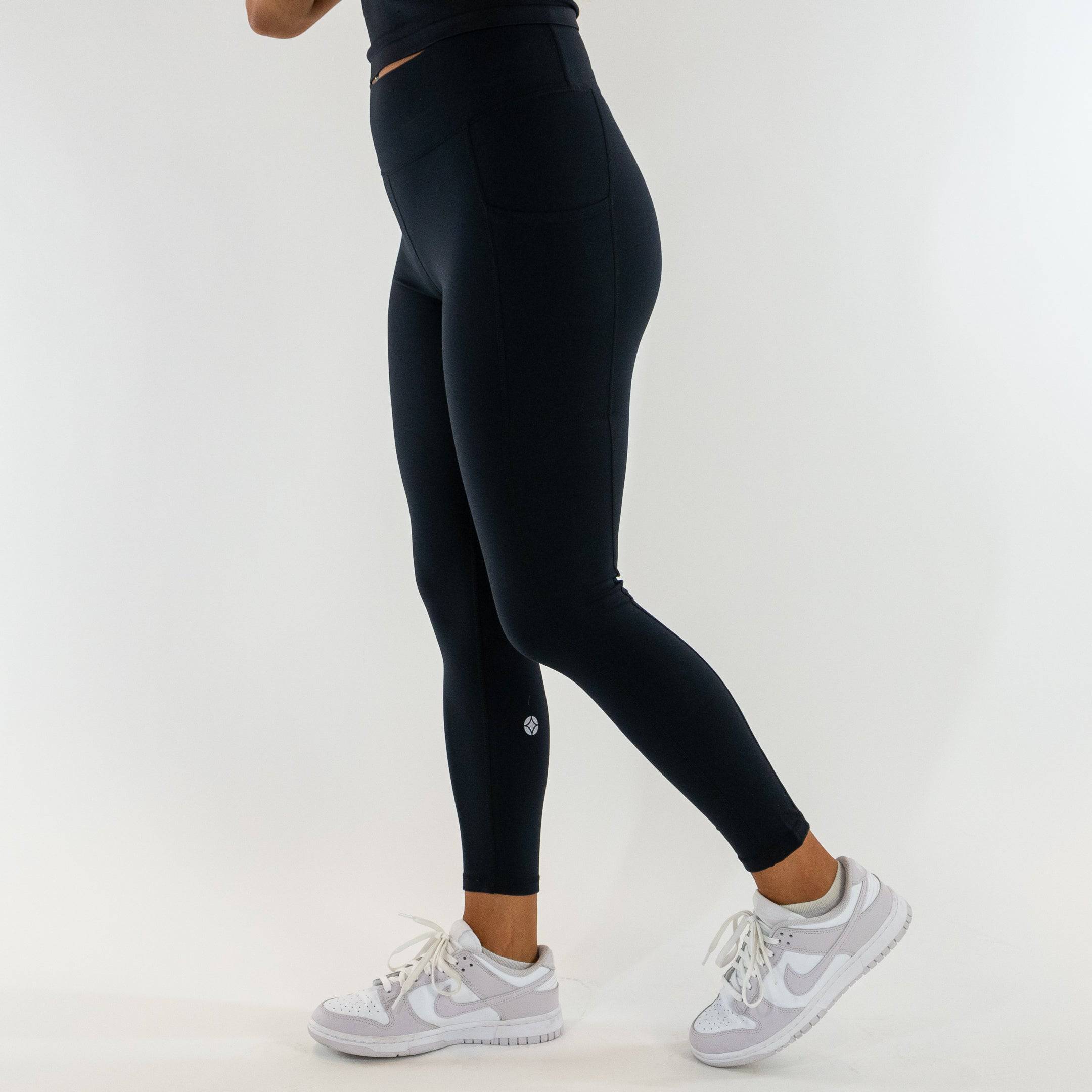 Lycra Contour Highwaist Leggings (Black) - Motier Lafayette 