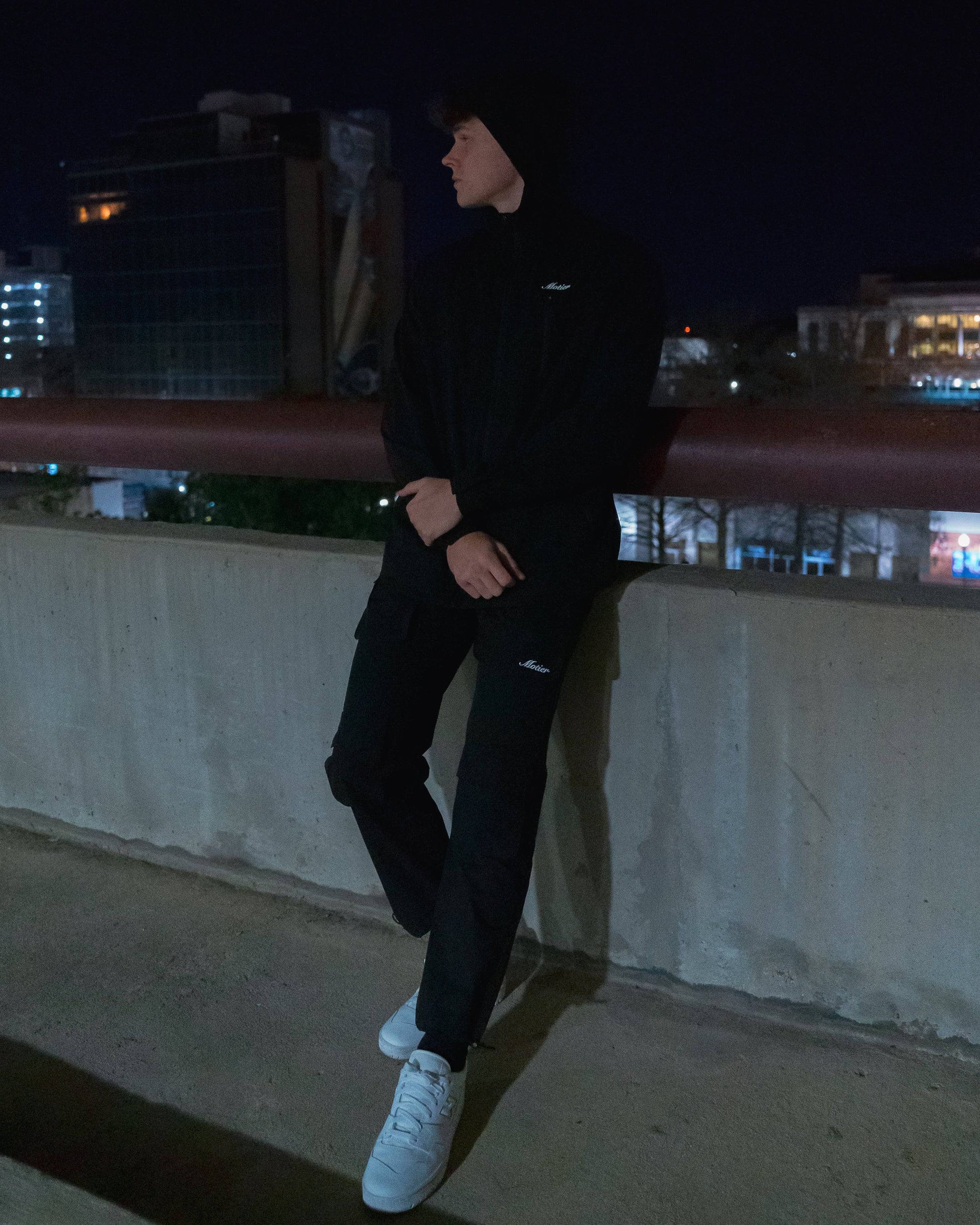 The Venture Cargo Pant (Black) - Motier Lafayette 