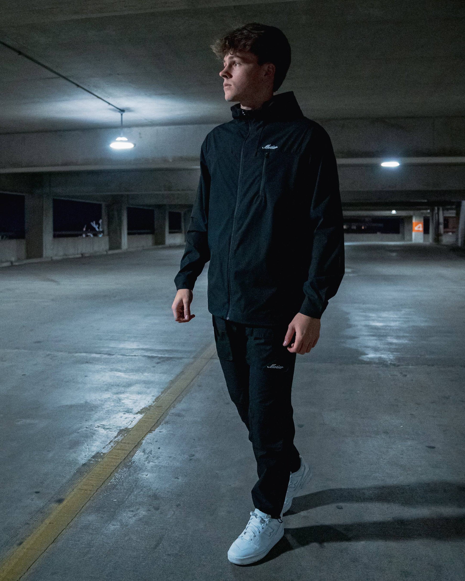 The Venture Cargo Pant (Black) - Motier Lafayette 