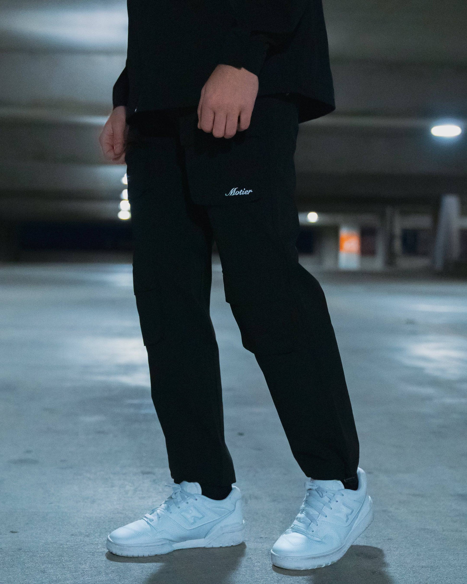 The Venture Cargo Pant (Black) - Motier Lafayette 