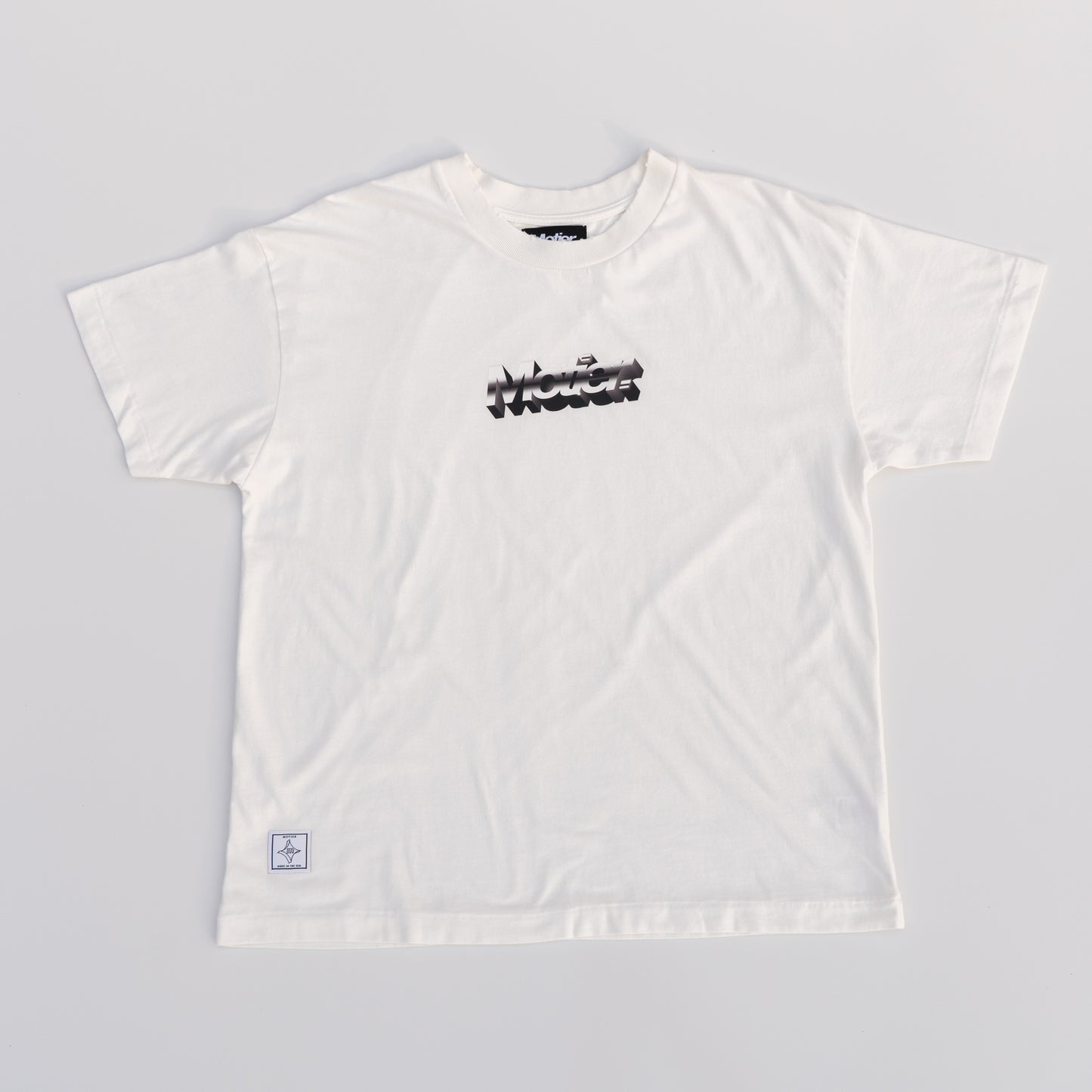 The Ellington Chrome Luxe Tee (Blanc) - Motier Lafayette 