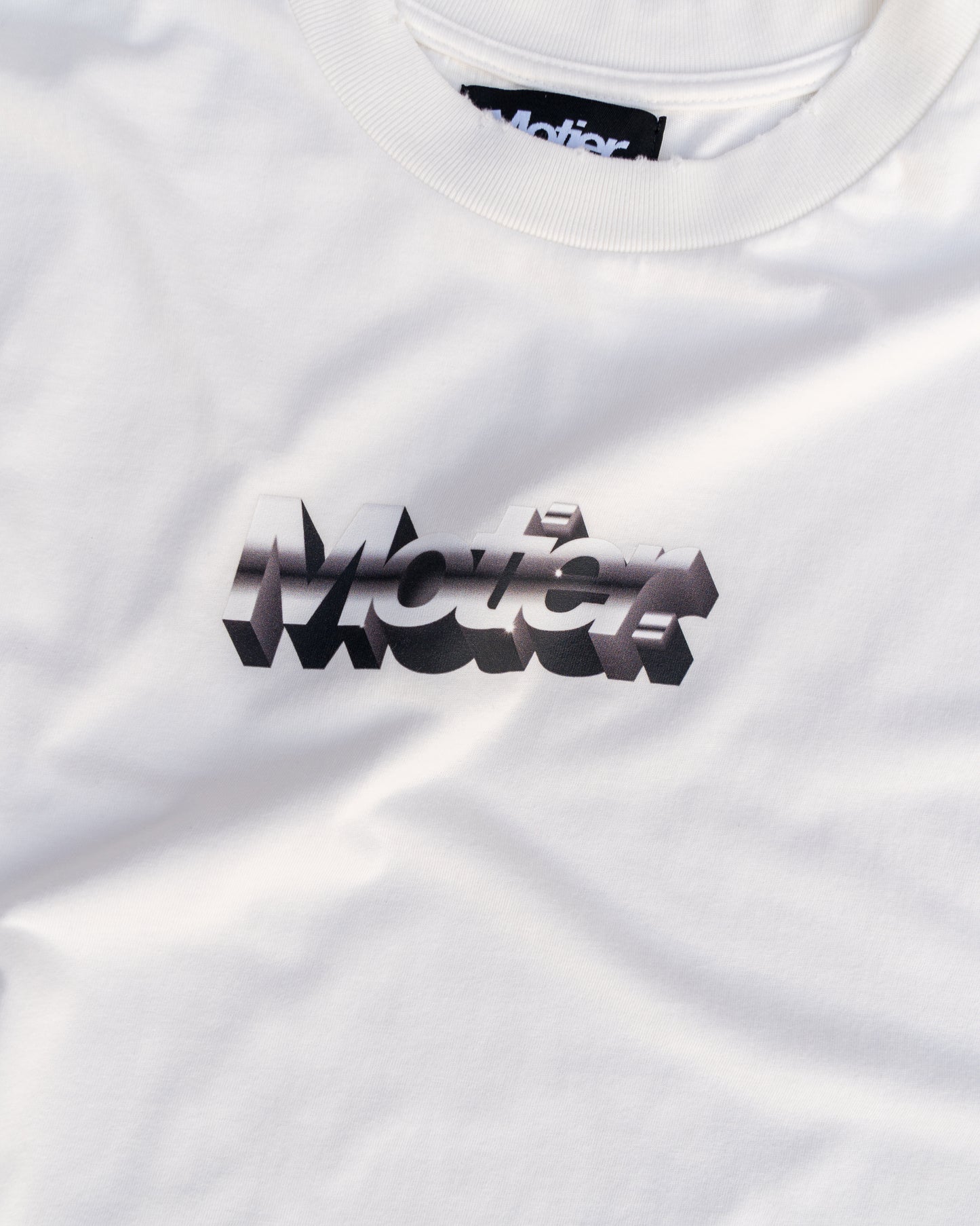 The Ellington Chrome Luxe Tee (Blanc) - Motier Lafayette 