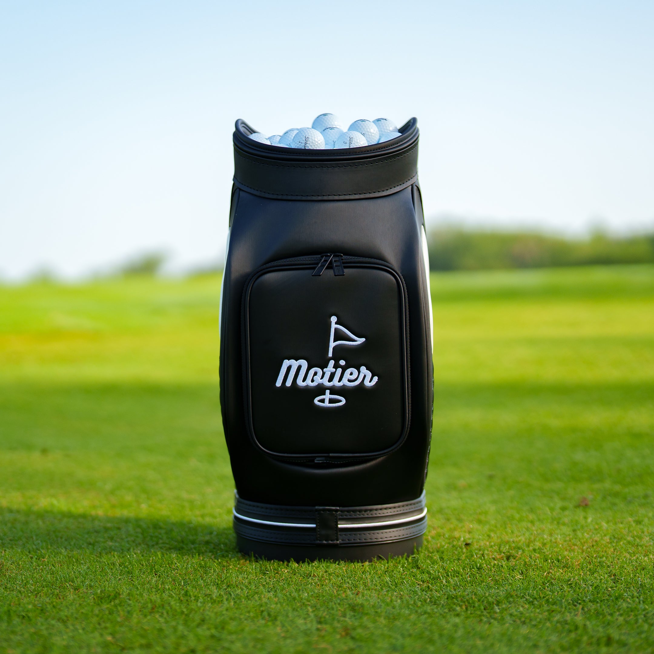 The Motier Titleist Tour Den Caddie