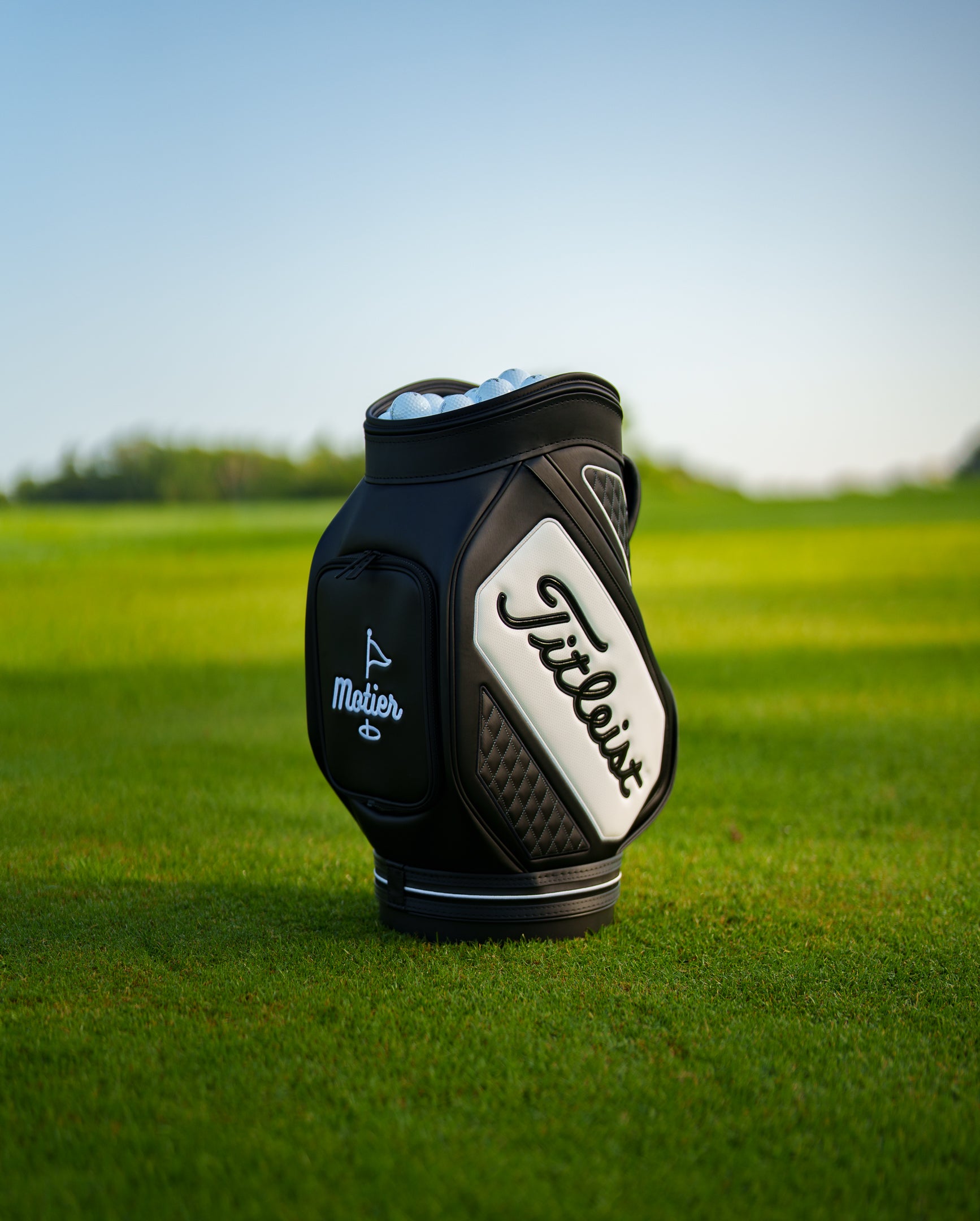 The Motier Titleist Tour Den Caddie