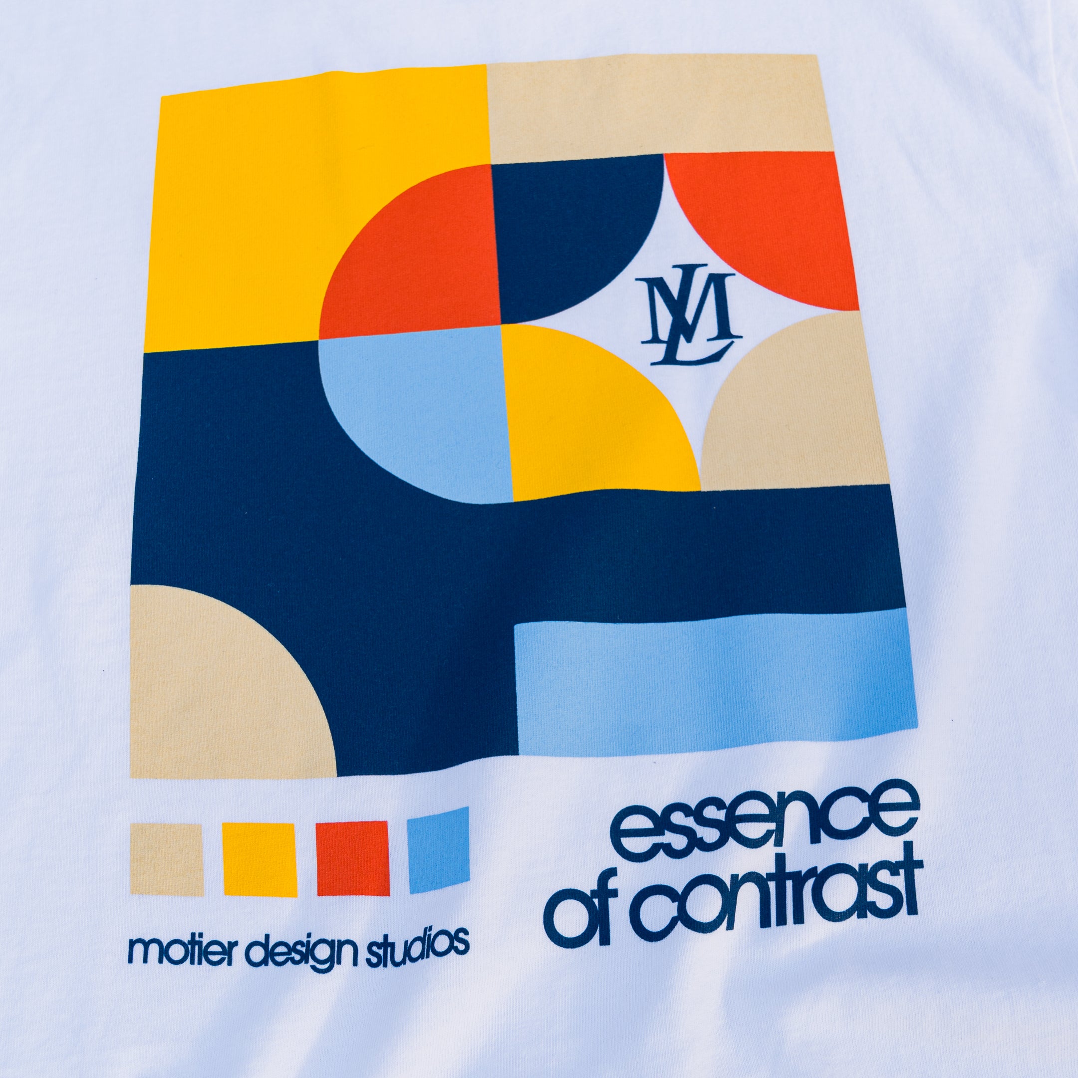 The Essence Luxe Tee (White) - Motier Lafayette 