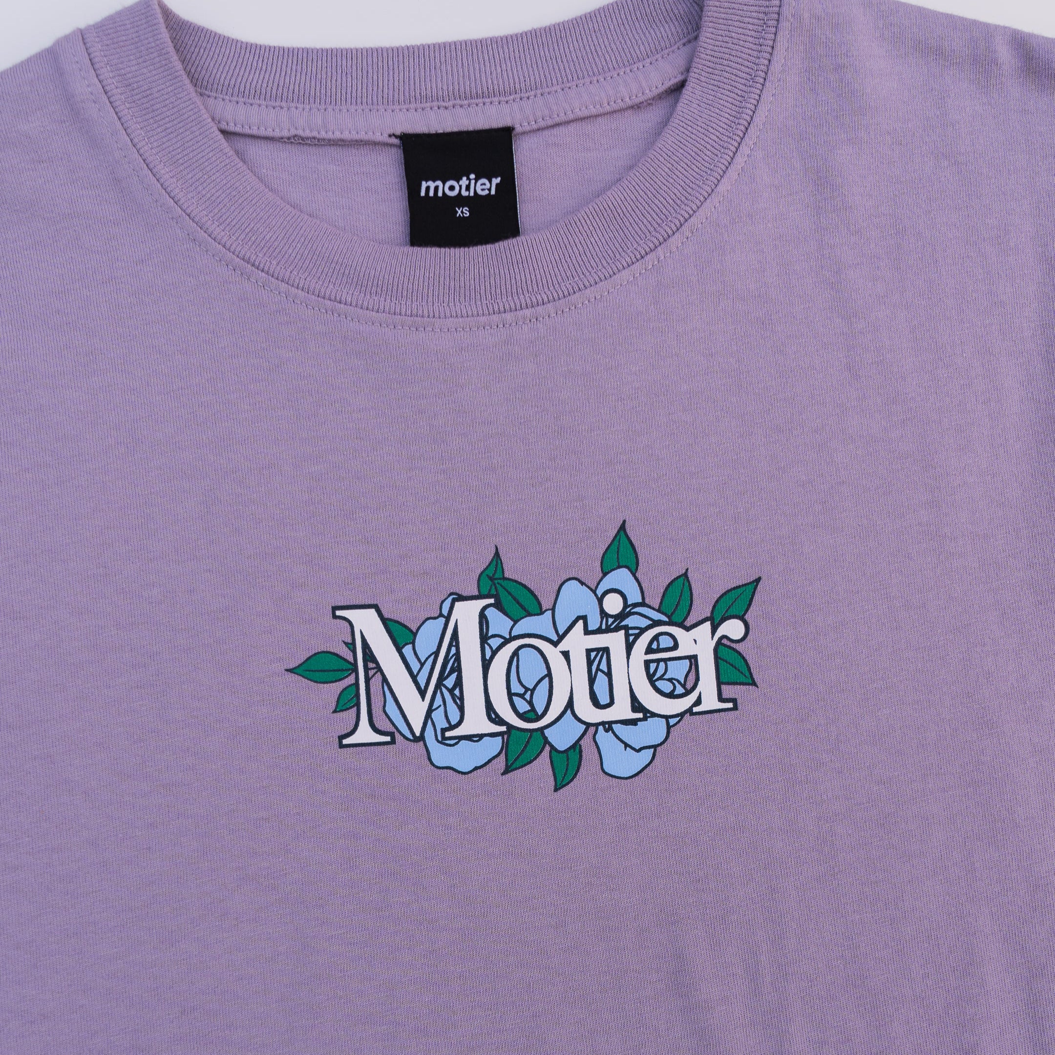 The Spring Floral Luxe Tee (Lavender Grey) - Motier Lafayette 