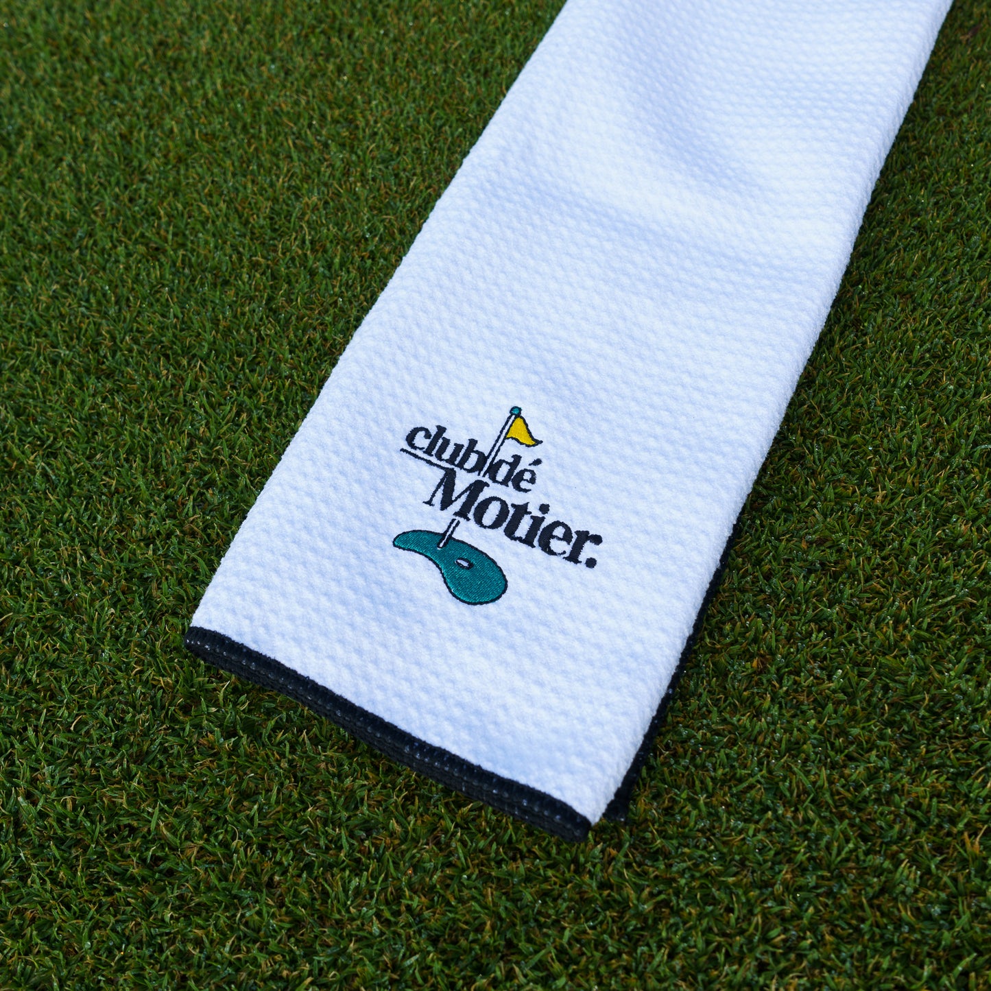 Club de Motier Microfiber Golf Towel (White)