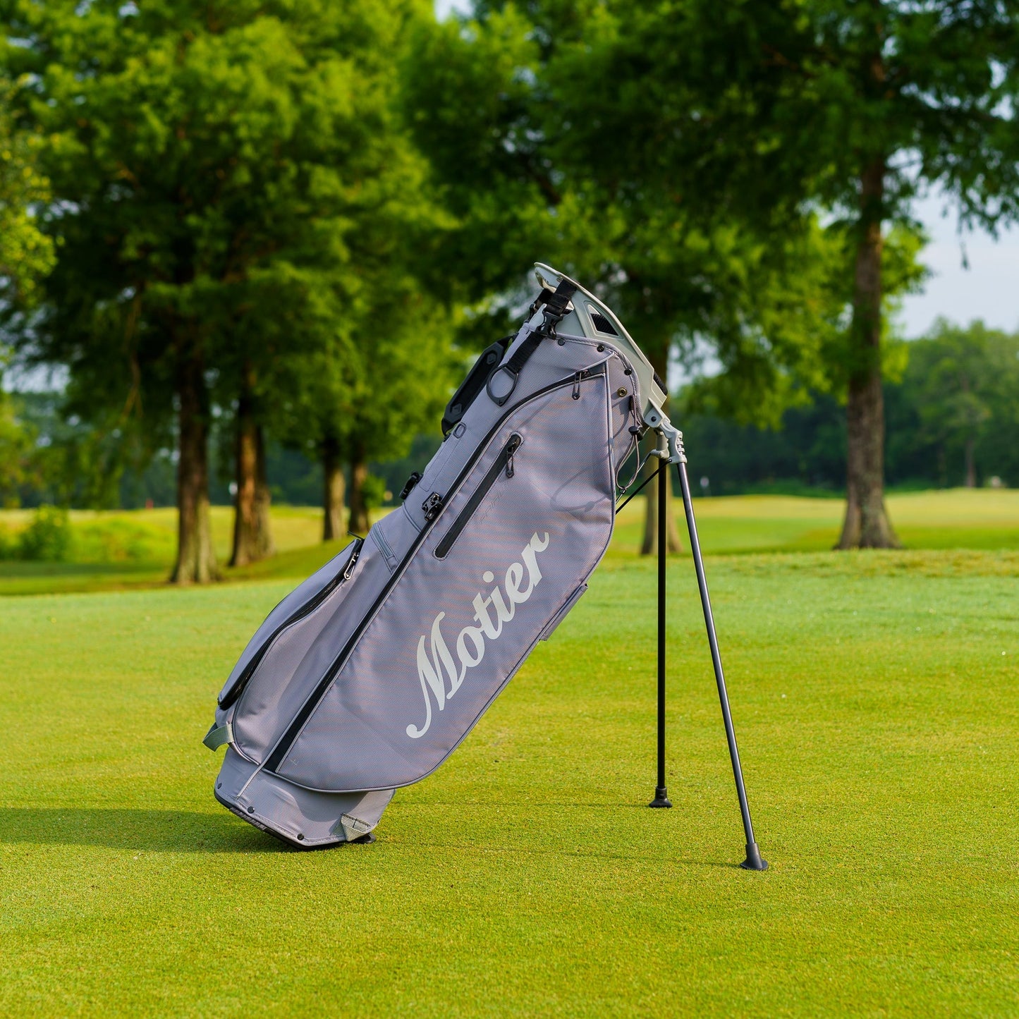 The Motier Fairway C Callaway Tour Golf Bag (Grey)