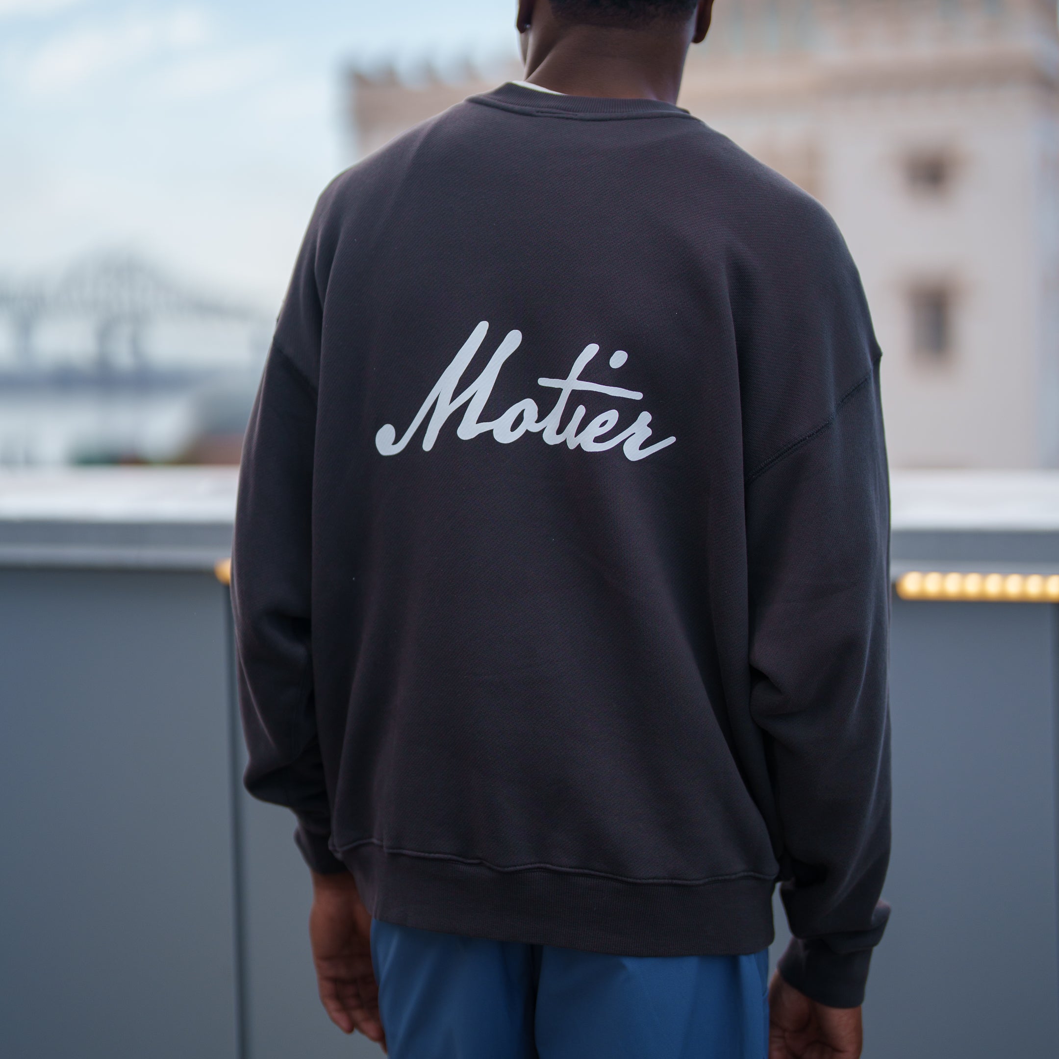 Ellington Handwritten Script Luxe Sweater (Noir) - Motier Lafayette 