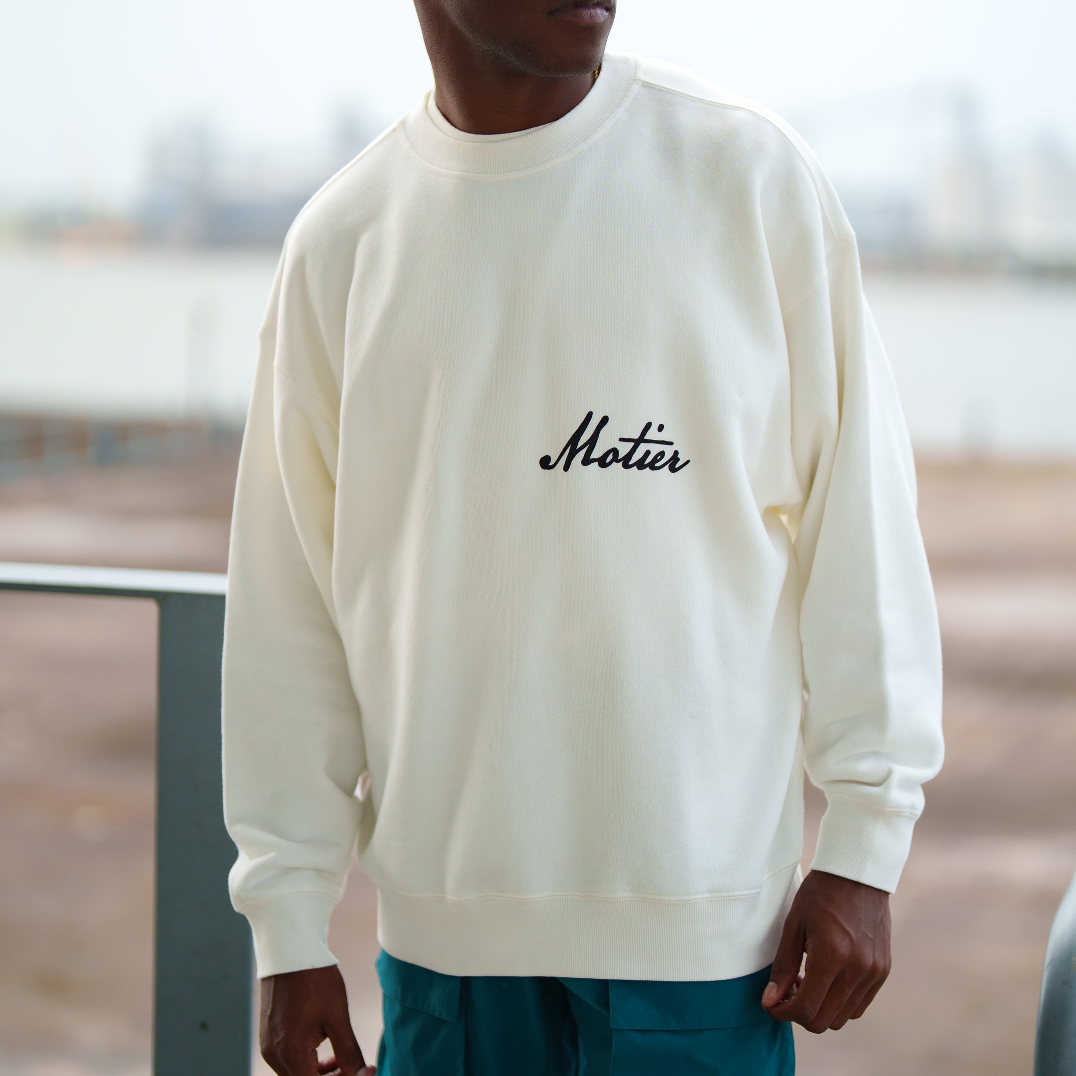 Ellington Handwritten Script Luxe Sweater (Blanc)