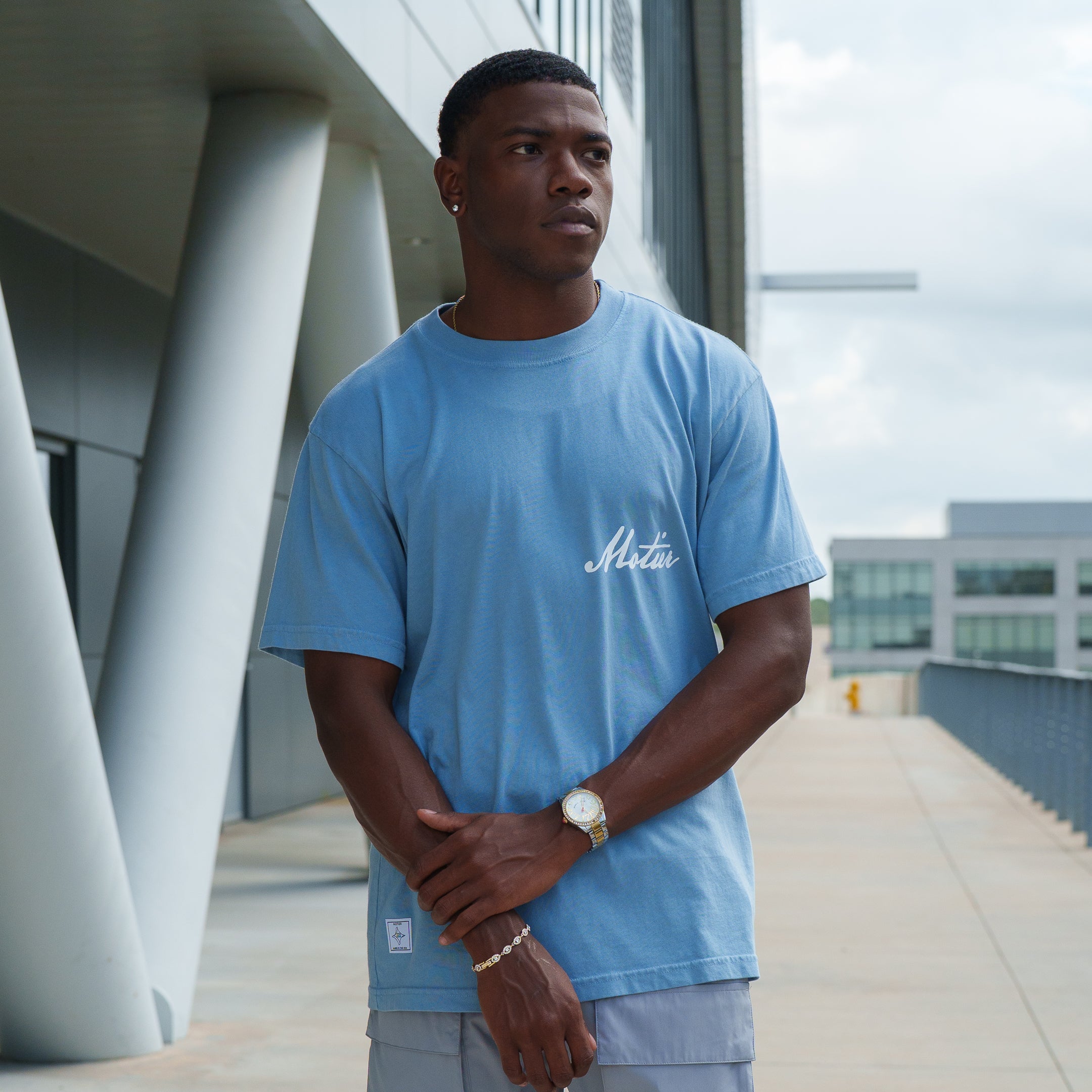 Handwritten Script Luxe Tee (Faded Denim)