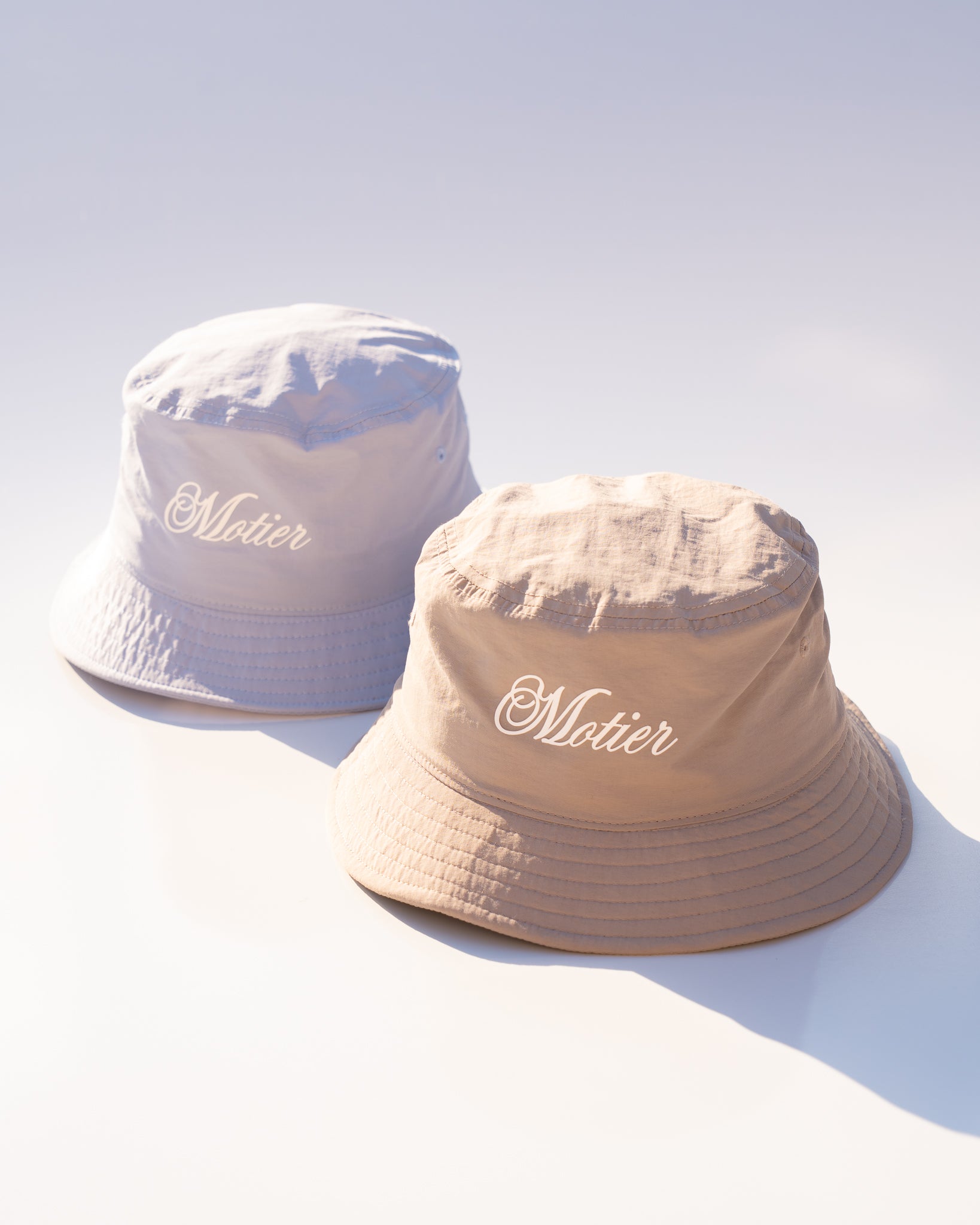 Grand Script Nylon Bucket Hat (Atmosphere) - Motier Lafayette 