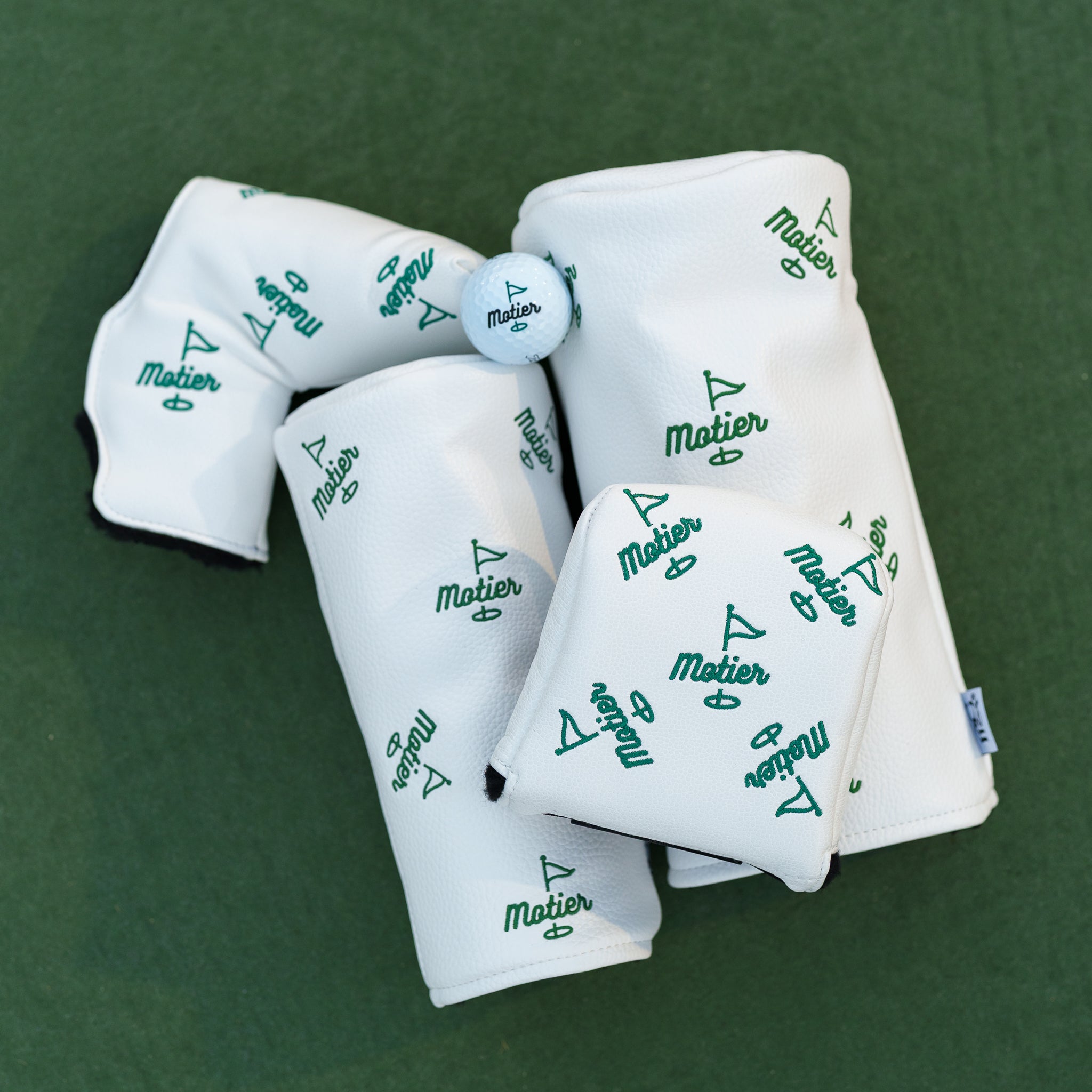 The Motier Pin Barrel Fairway Wood Headcover (White) - Motier Lafayette 