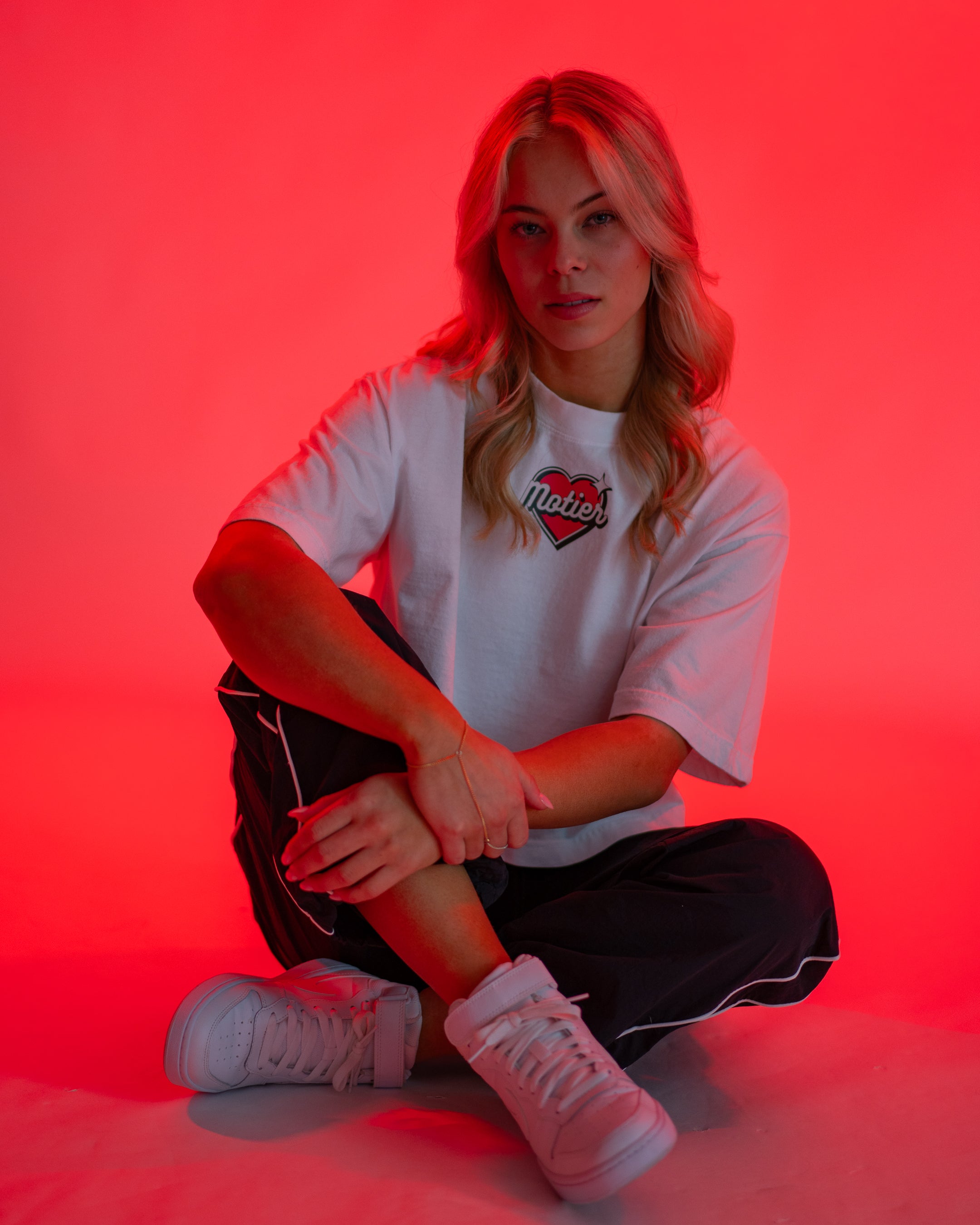 The Blush Oversized Luxe Crop (White) - Motier Lafayette 