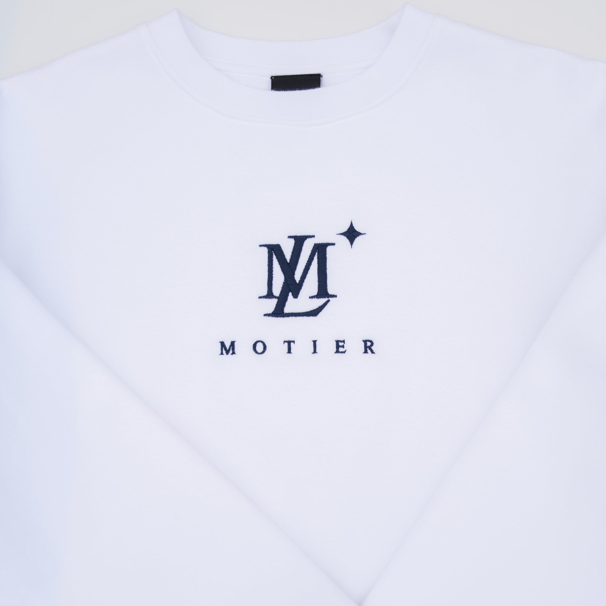 The Insignia Embroidery Luxe Crewneck (White) - Motier Lafayette 