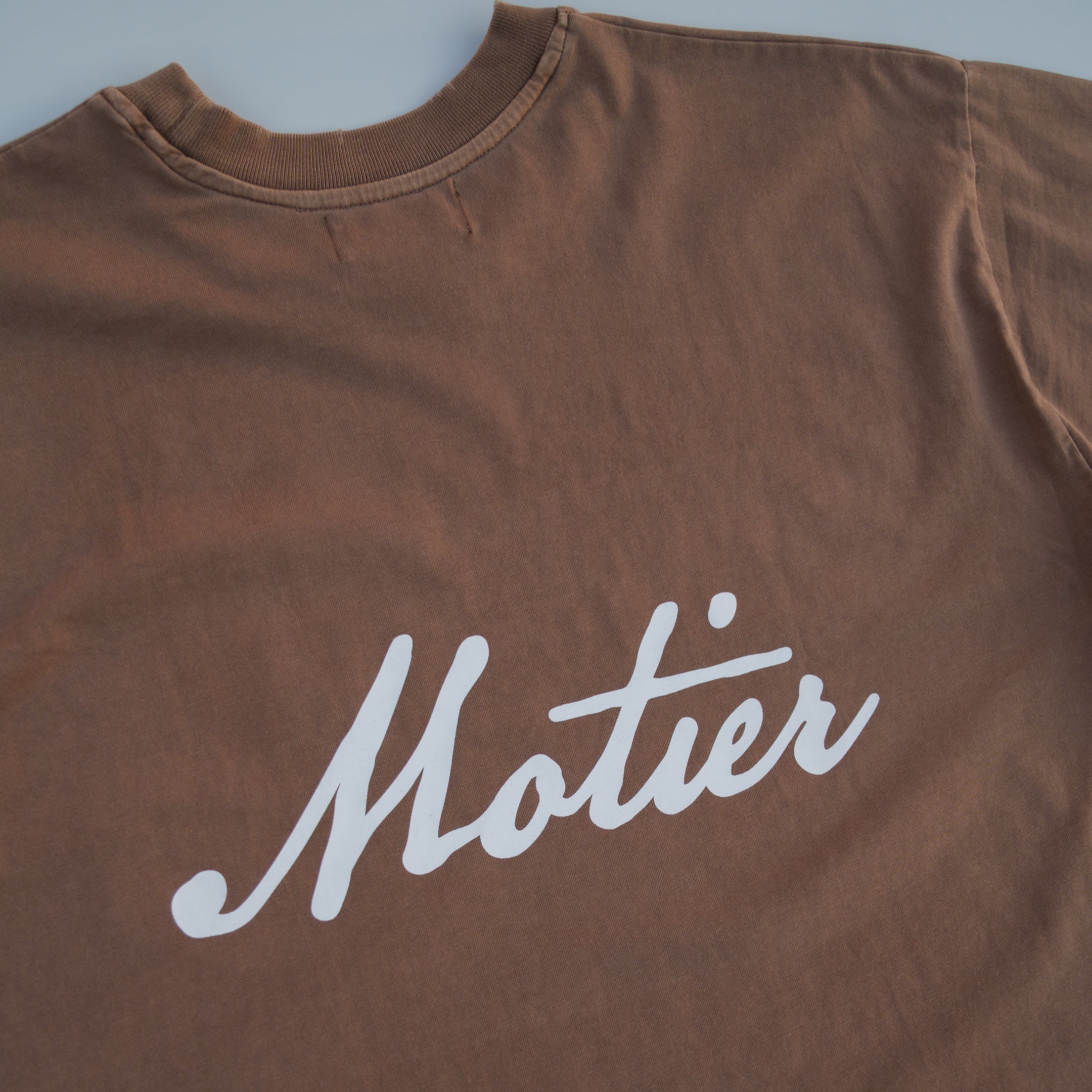 Ellington Handwritten Script Luxe Tee (Rustic Wood)