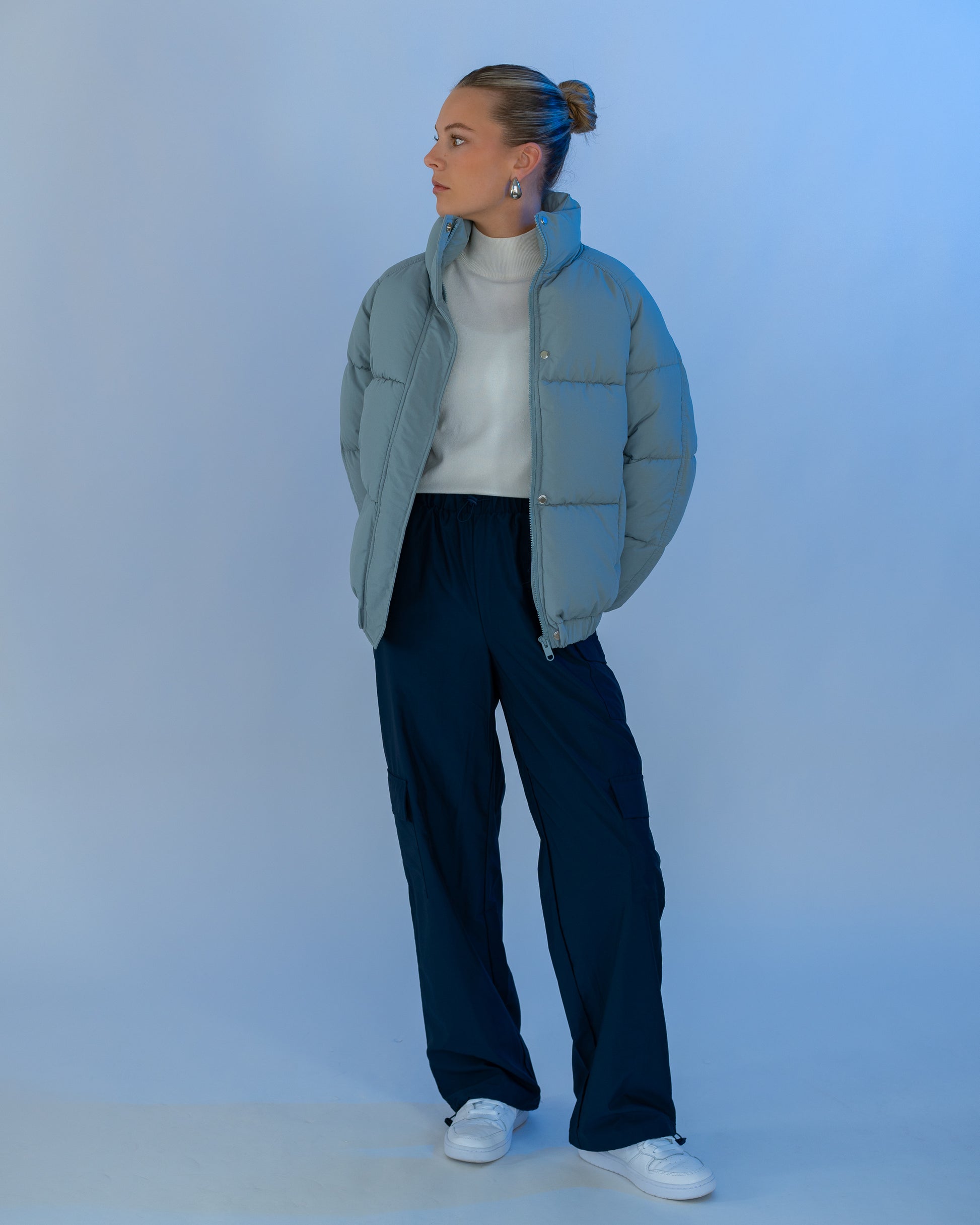 The Motier Women's Horizon Puffer Jacket (Slate Blue) - Motier Lafayette 