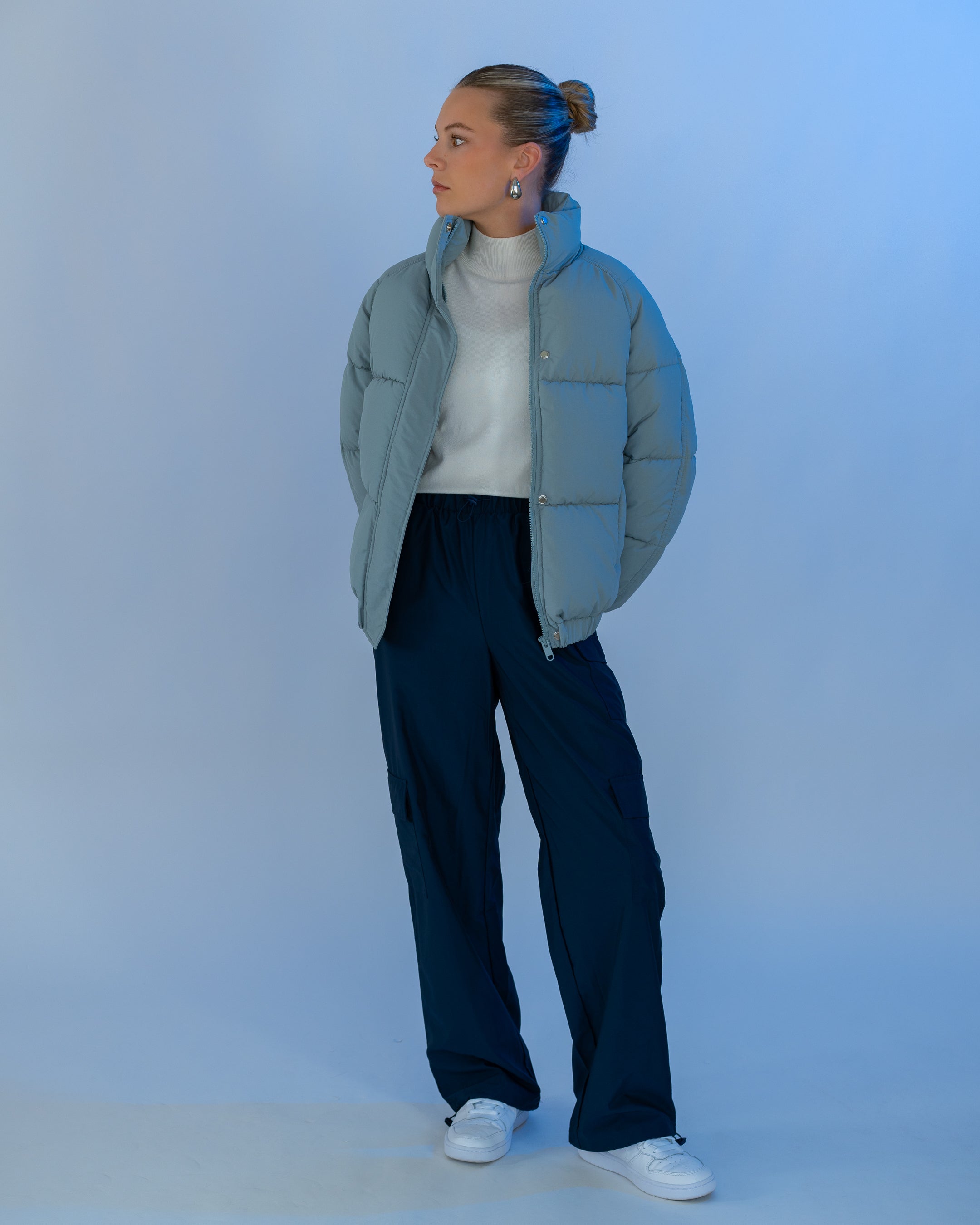 The Motier Women's Horizon Puffer Jacket (Slate Blue) - Motier Lafayette 
