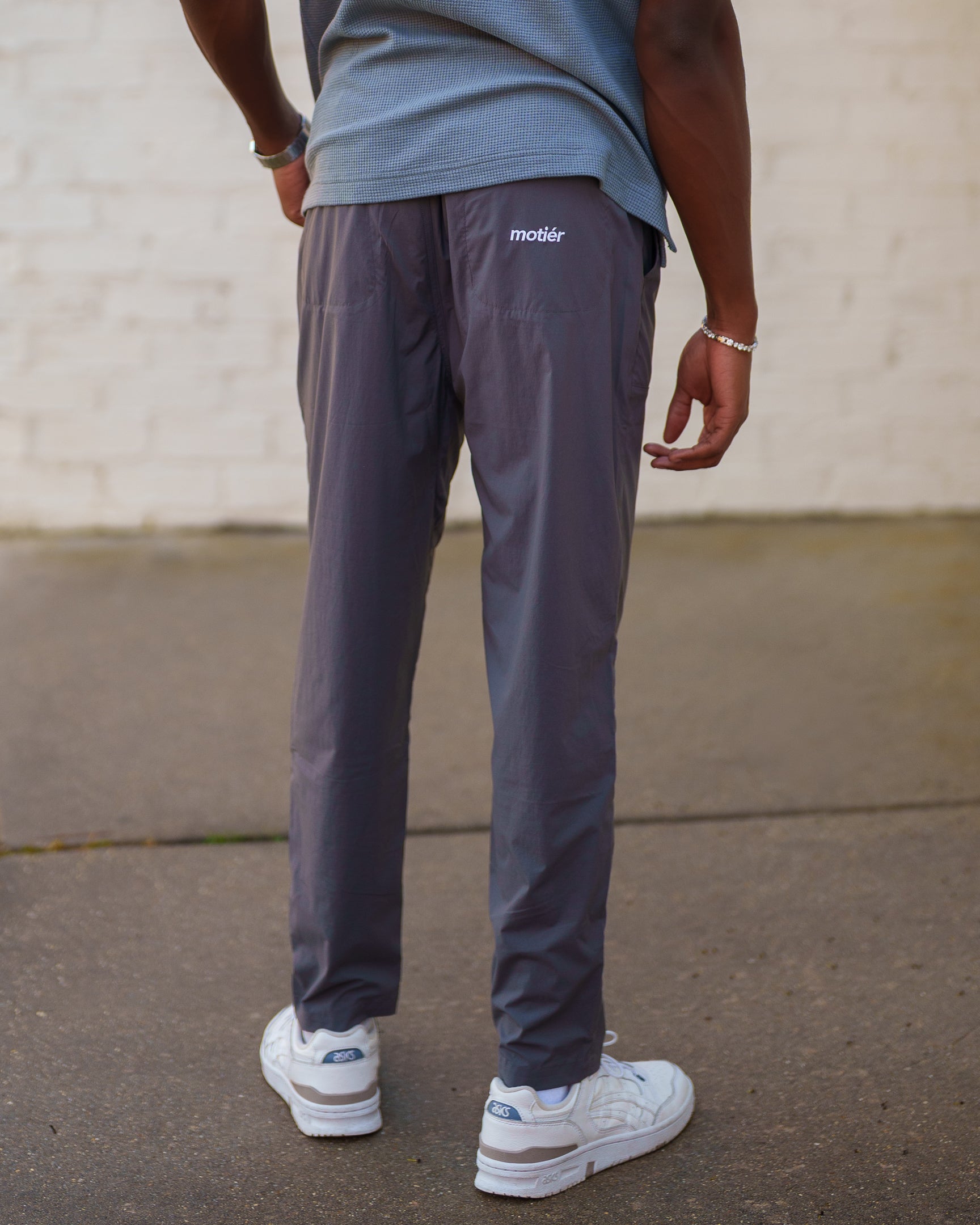 The Charles Tapered Pant (Space) - Motier Lafayette 