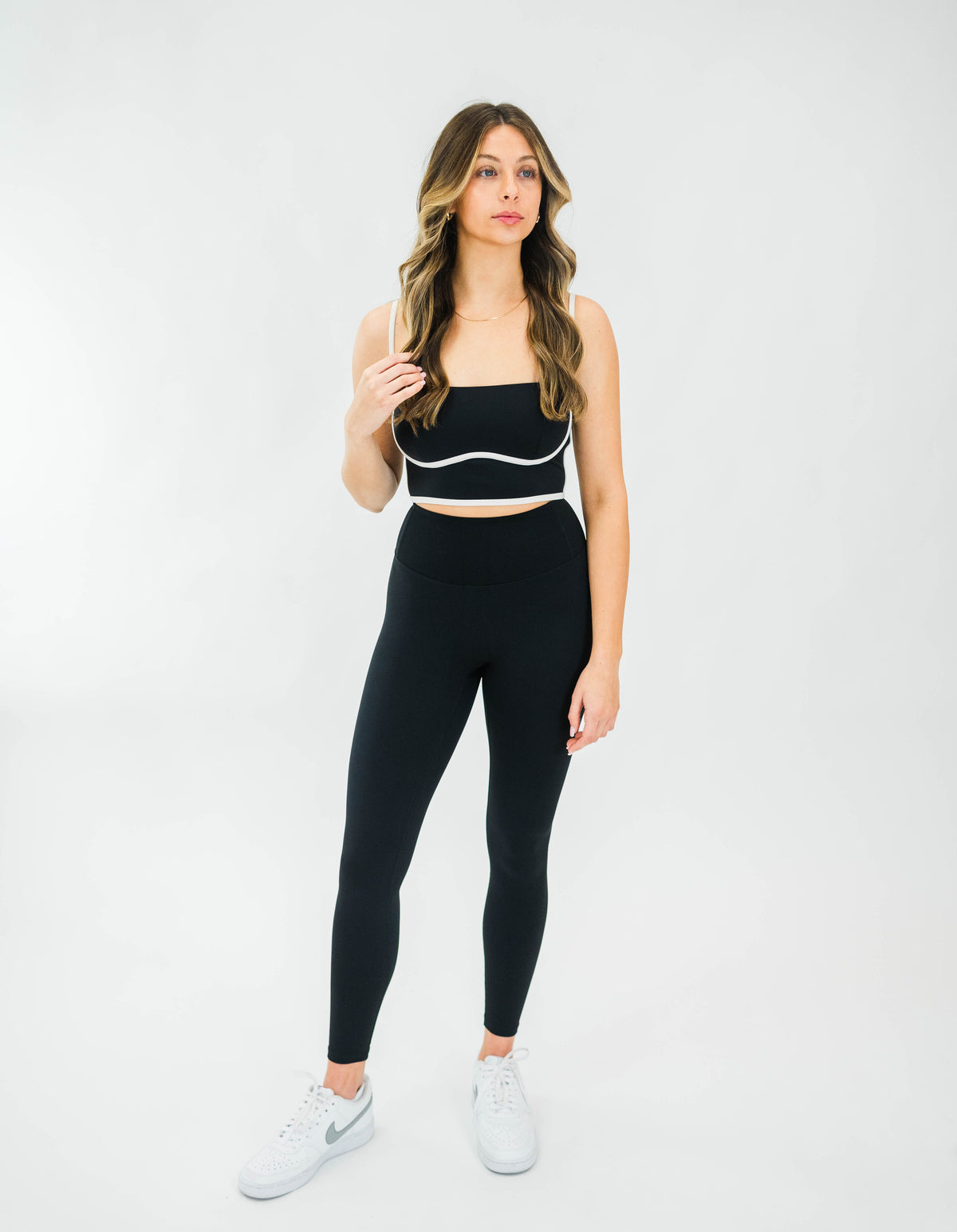 Black Motier Lafayette Women's Sculpting Bra with adjustable straps and supportive design for a comfortable fit.