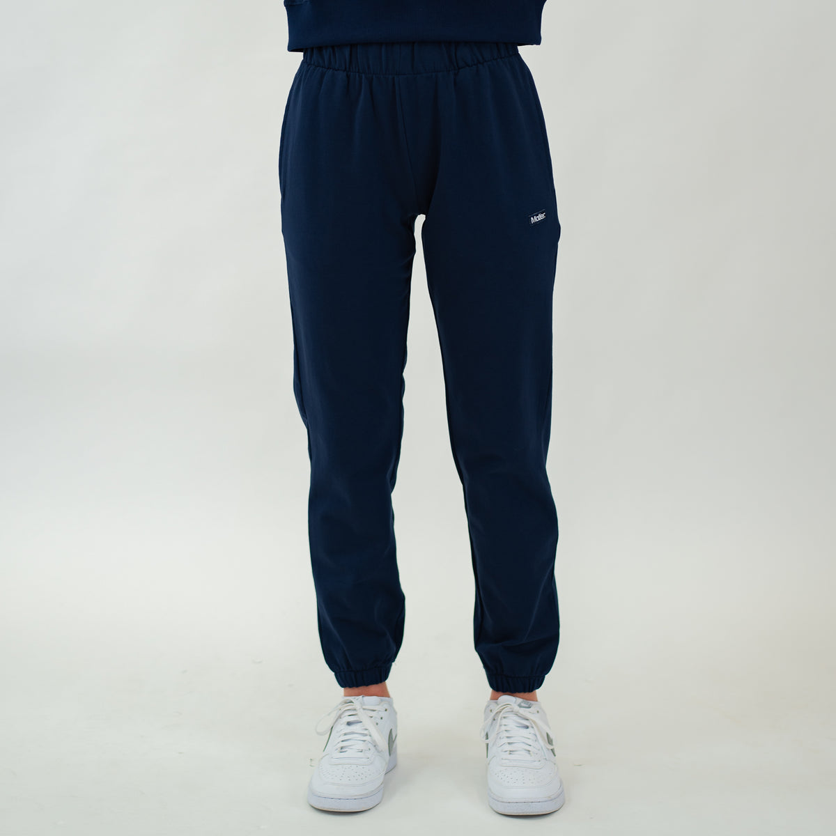 Navy Motier Lafayette The Refresh Sweatpants in XS, soft fabric with a relaxed fit, displayed on a plain background.
