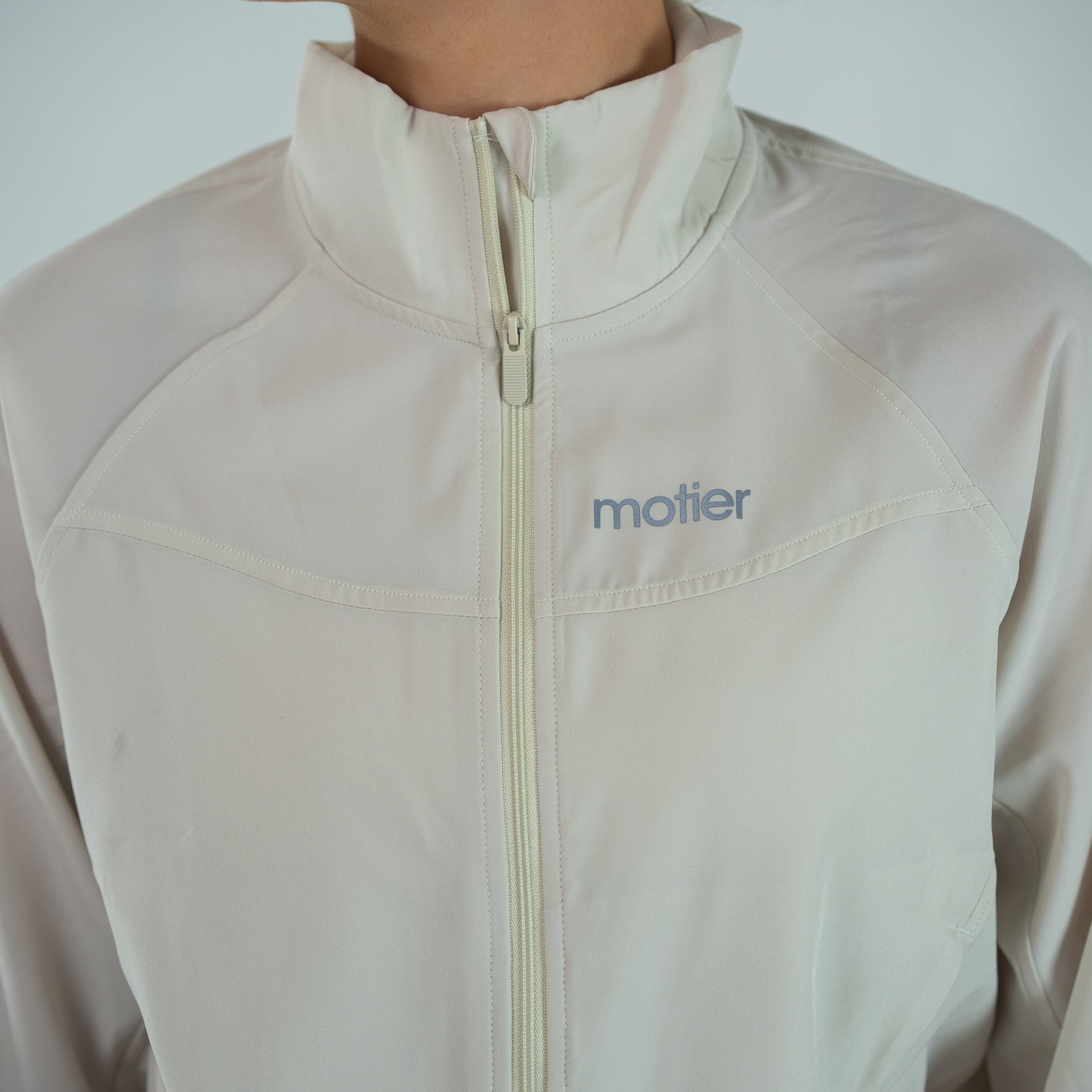 The Nyx Bomber Full-Zip (Off-White) - Motier Lafayette 
