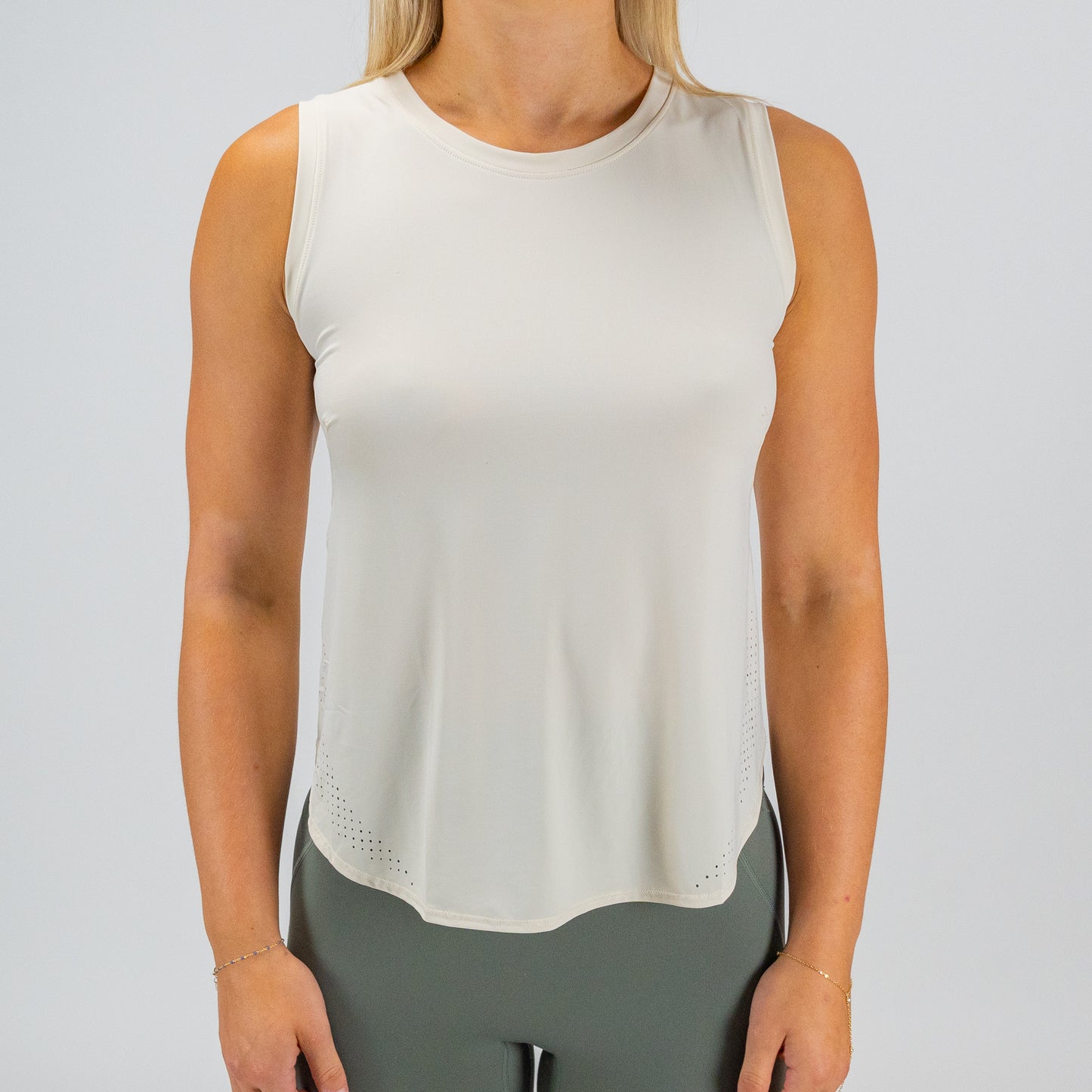 Nyx Performance Top (Cream) - Motier Lafayette 