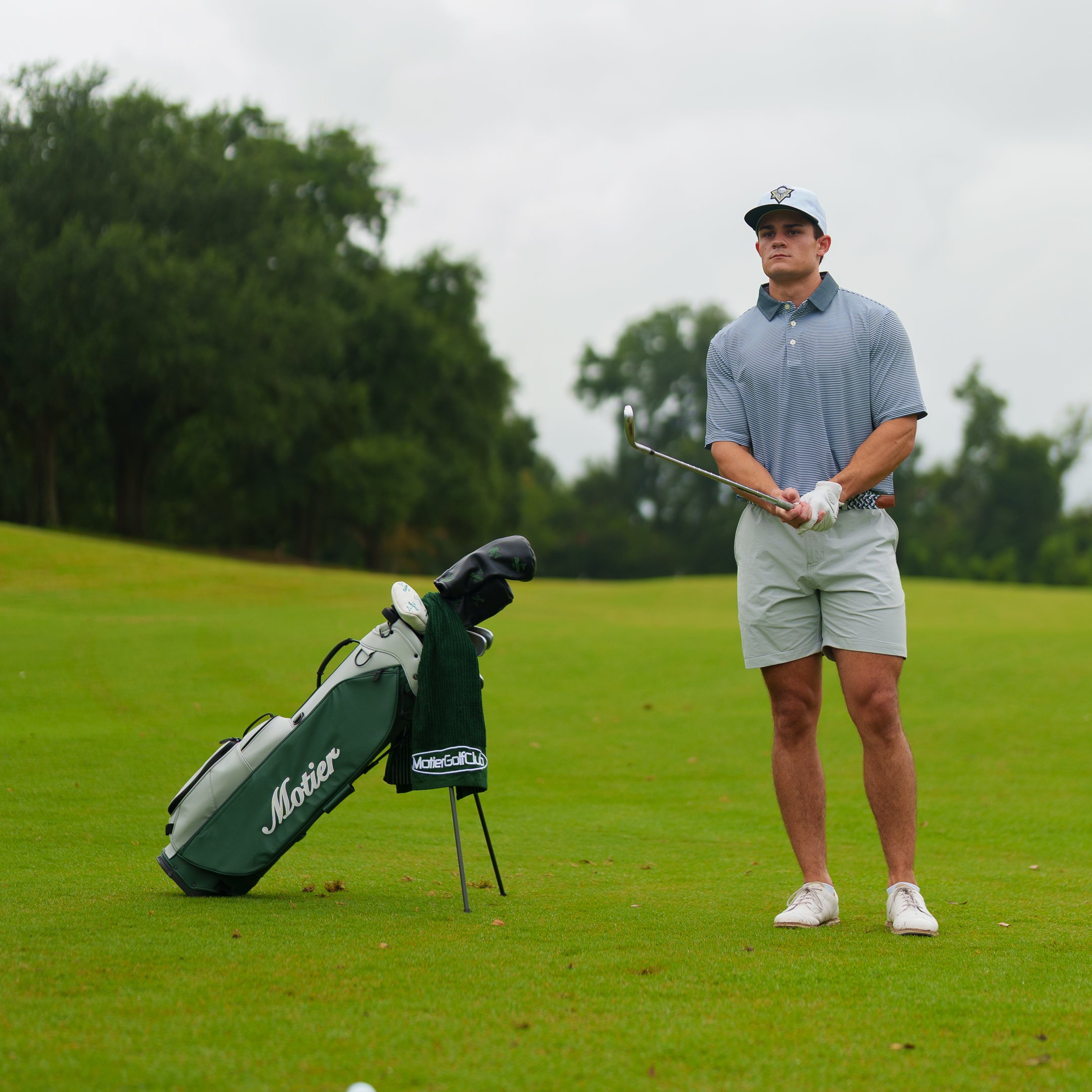 The Motier Tour Fine Stripe Polo (Pinewood)