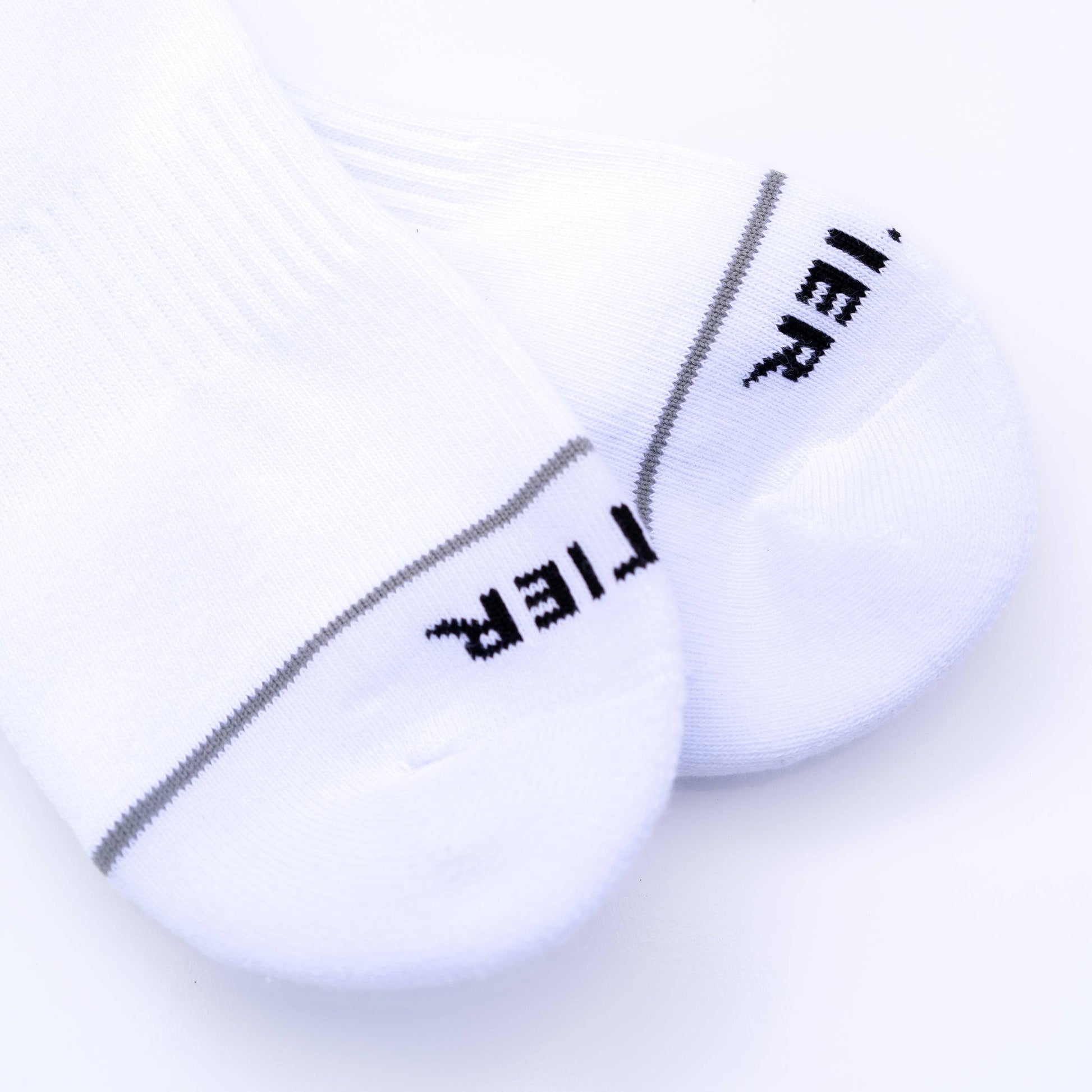 Quarter Striped Socks (White/Grey) - Motier Lafayette 