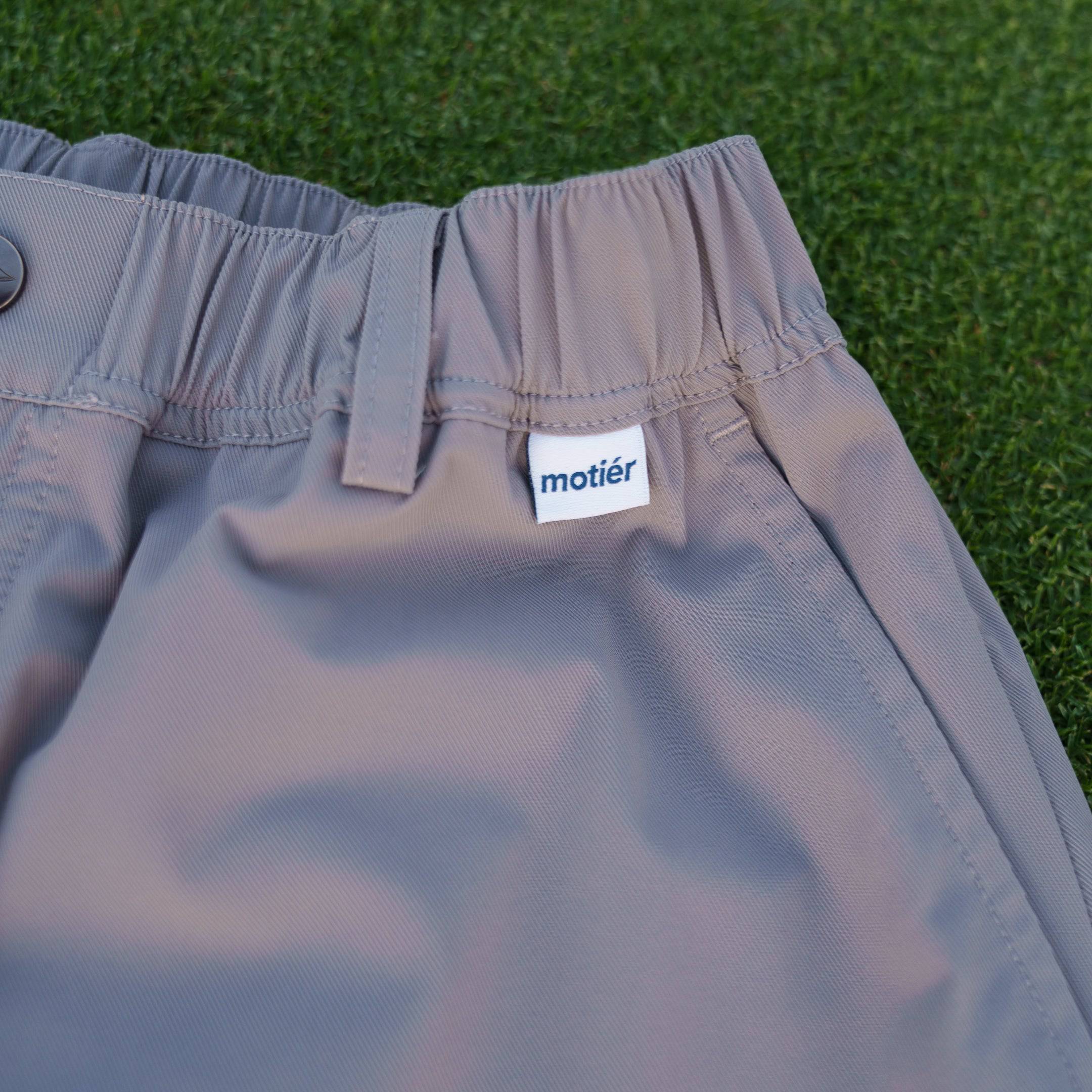 The Range Golf Shorts II (Light Grey) - Motier Lafayette 