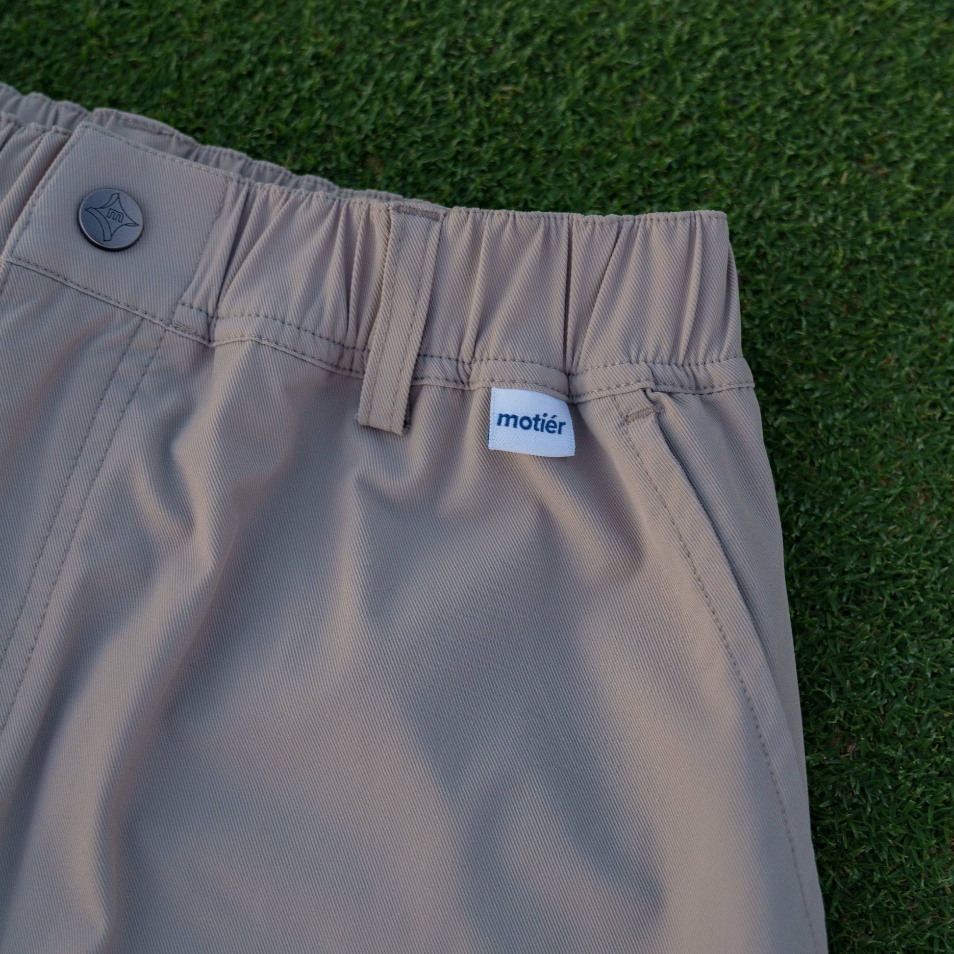 The Range Golf Shorts II (Tan) - Motier Lafayette 