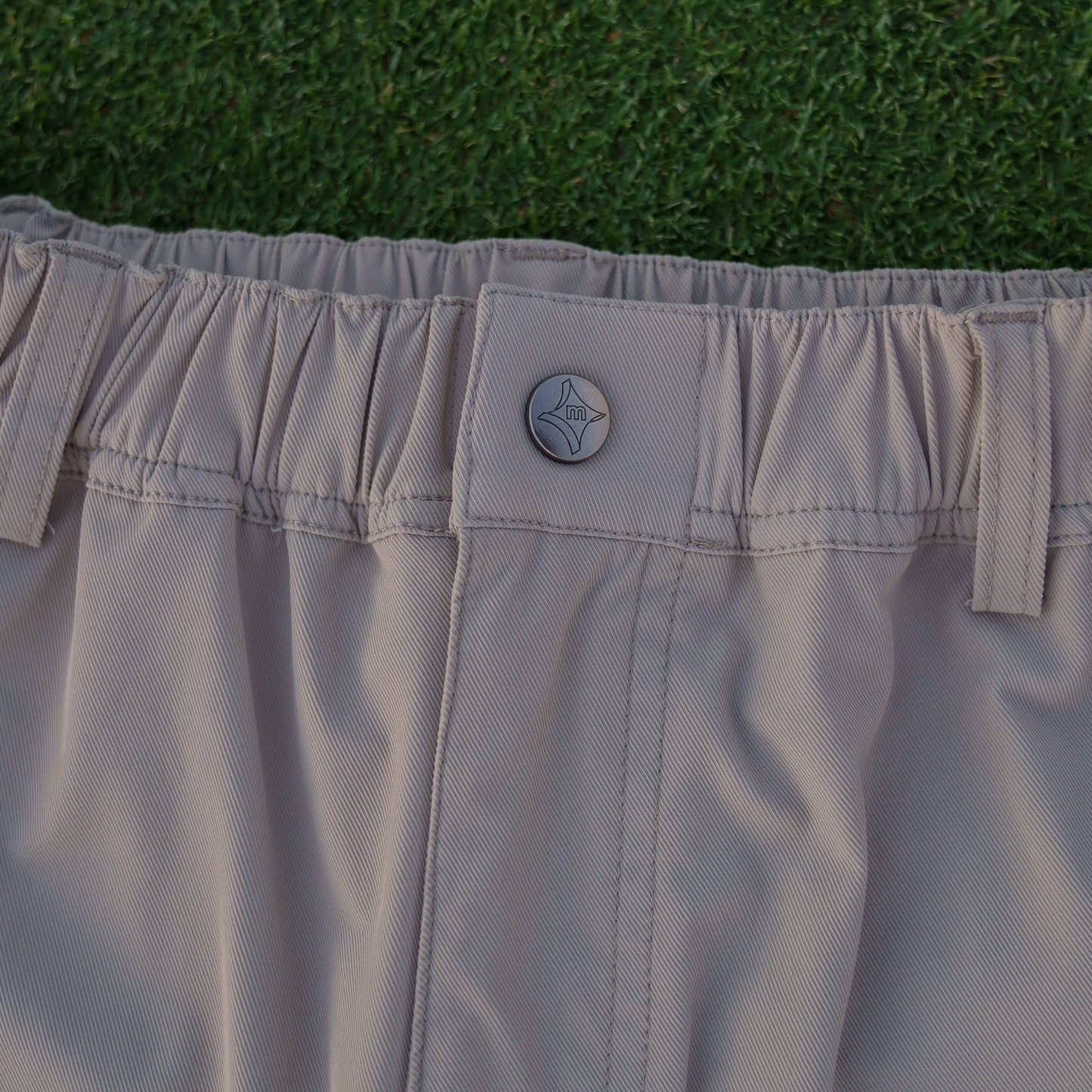The Range Golf Shorts II (Tan) - Motier Lafayette 