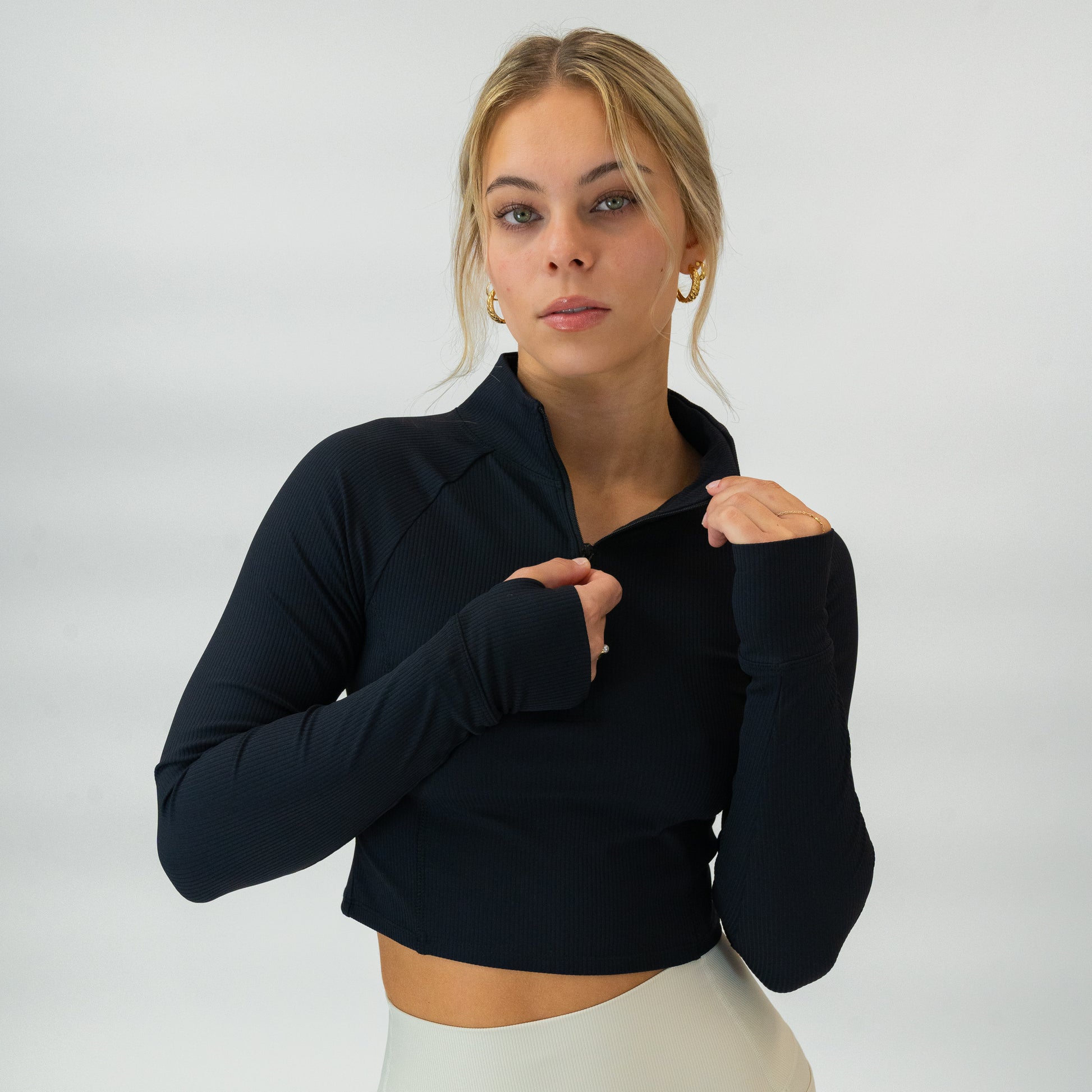 Ribbed Essential Quarter-Zip (Black) - Motier Lafayette 
