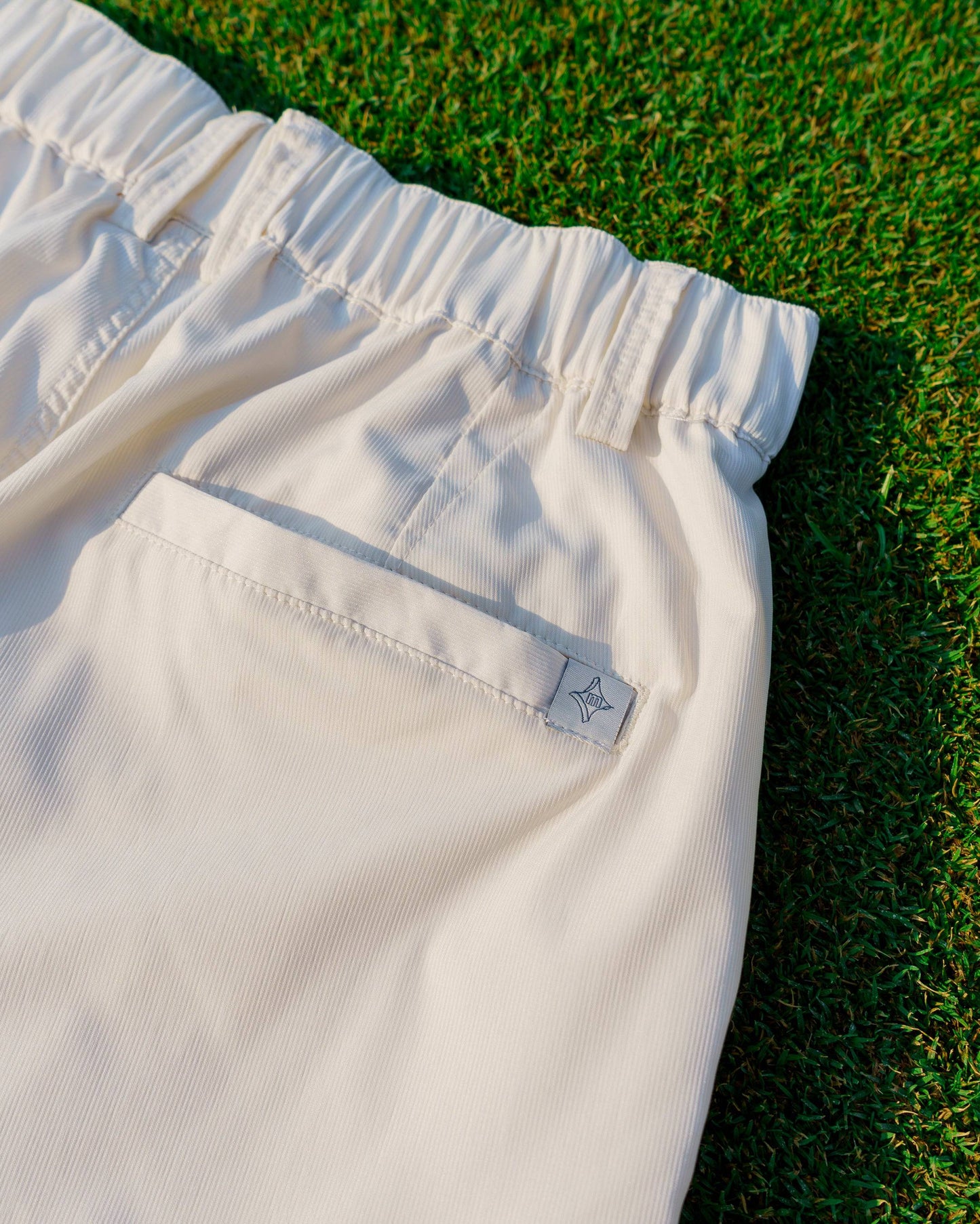 The Range Golf Shorts (Bone)