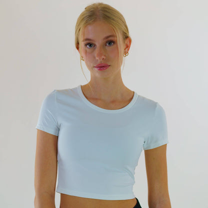 Round Neck Seamless Crop (White)