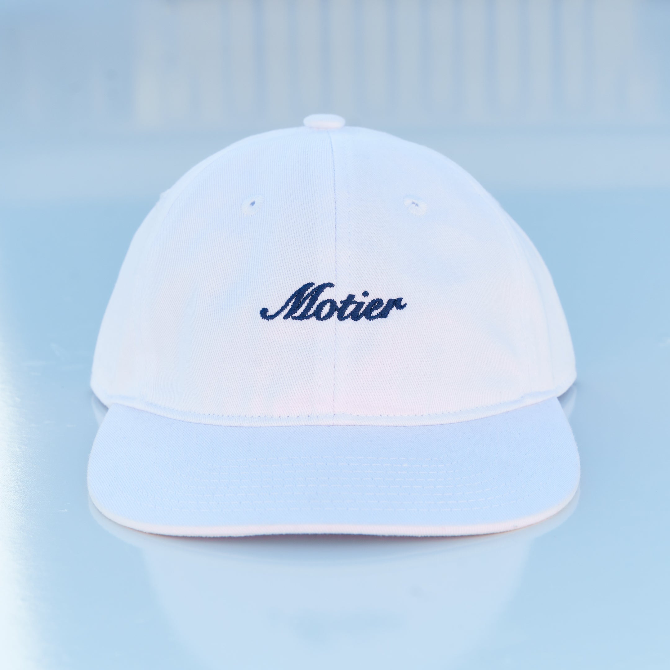 Motier Script Strapback (White/Navy)