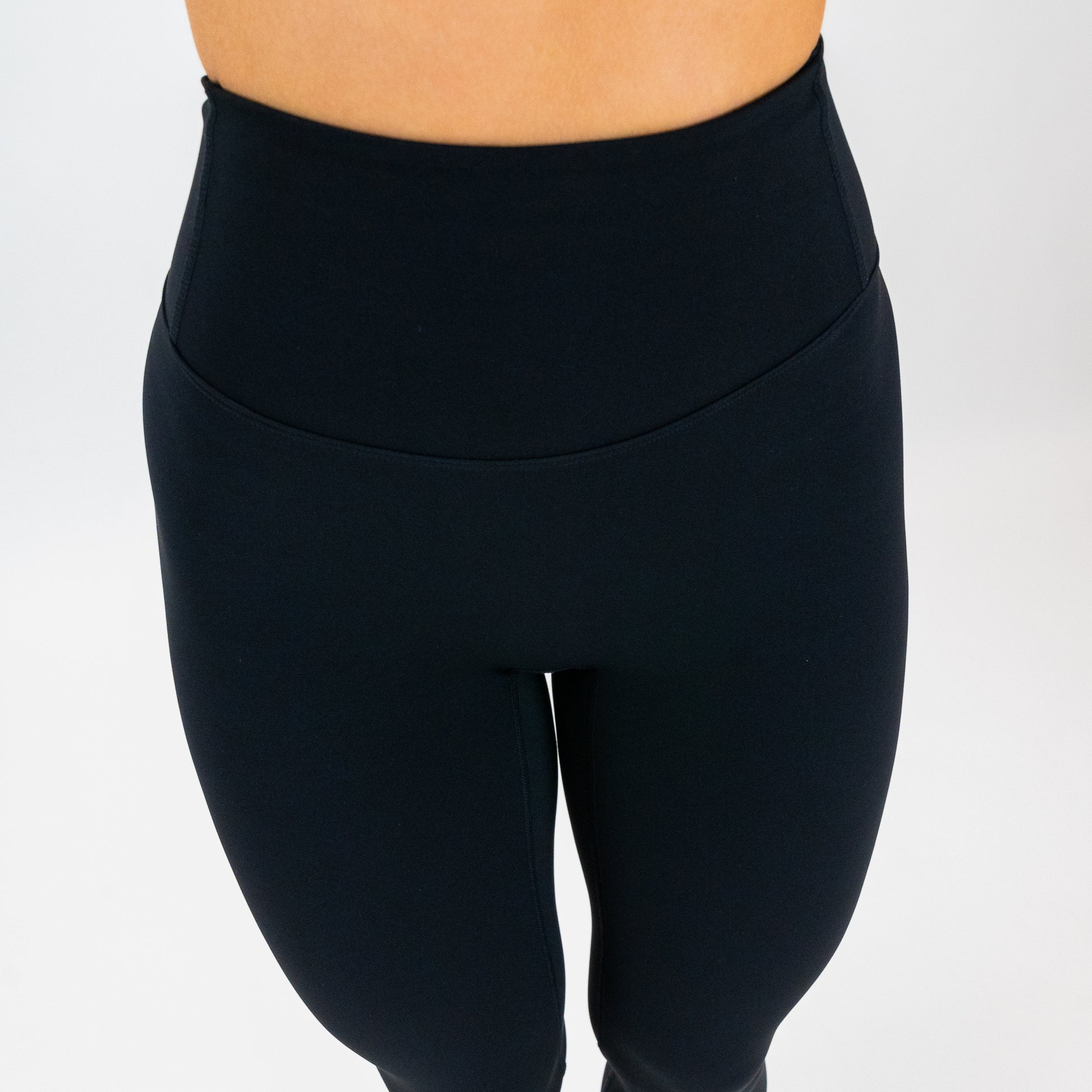 Sculptflex Highwaist Leggings (Black) - Motier Lafayette 