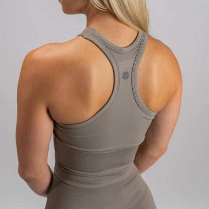 Seamless Racerback Sports Bra (Mocha) - Motier Lafayette 